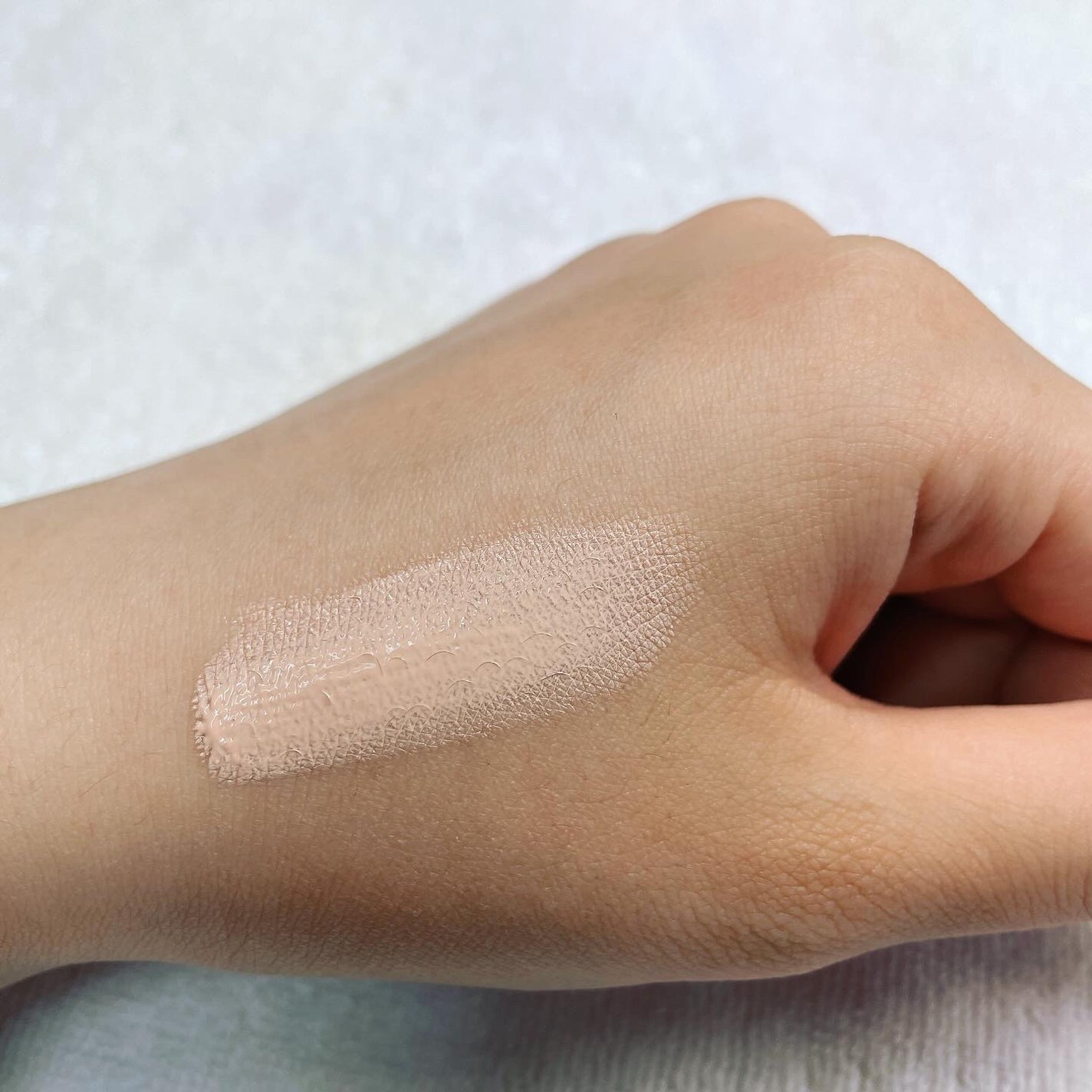 ミルキッシュガラスファンデ/KiSS/リキッドファンデーションを使ったクチコミ(3枚目)