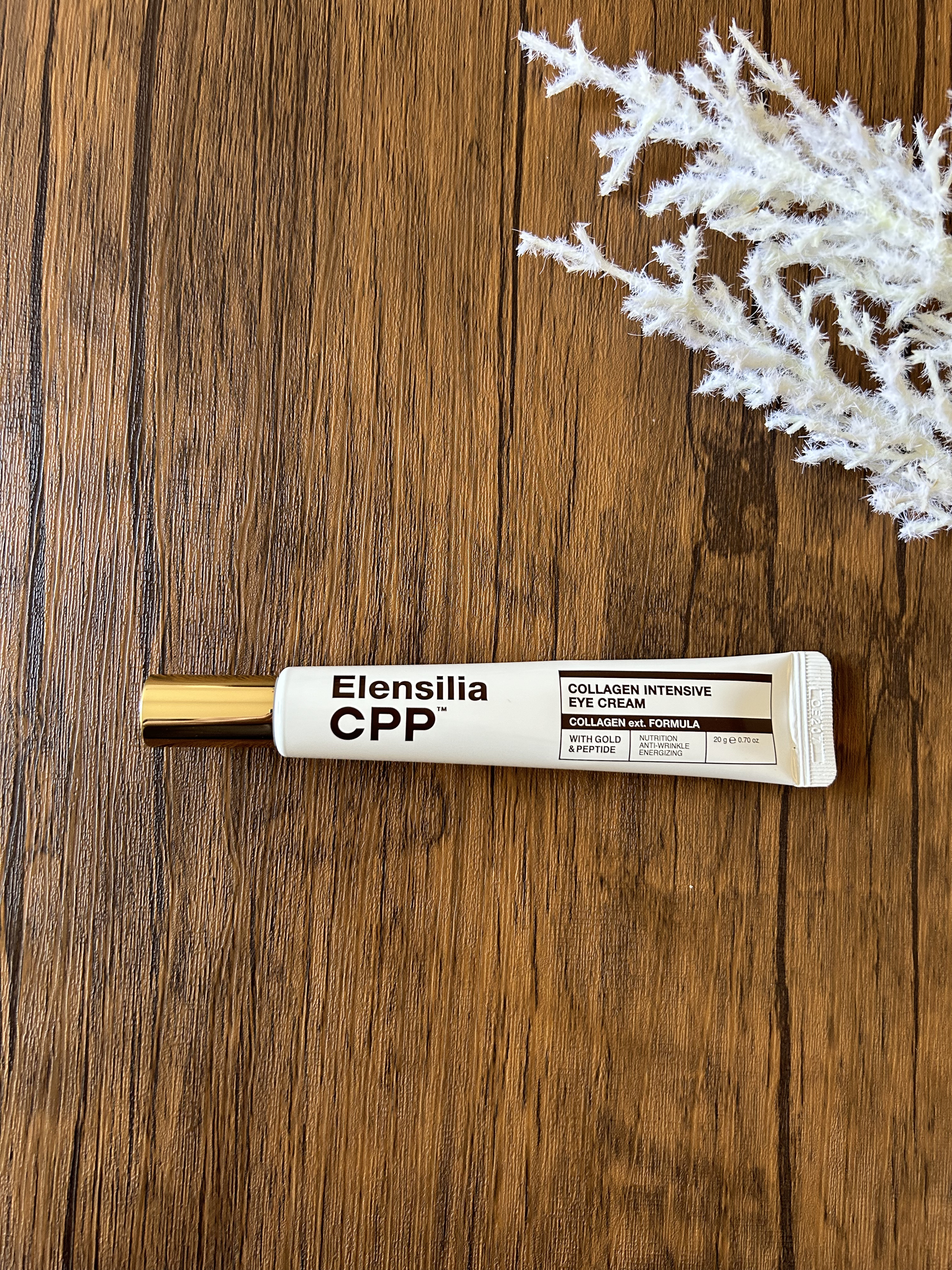 エレンシリア cpp コラーゲン 80 インテンシブ アイクリーム/Elensilia/アイケア・アイクリームを使ったクチコミ（2枚目）