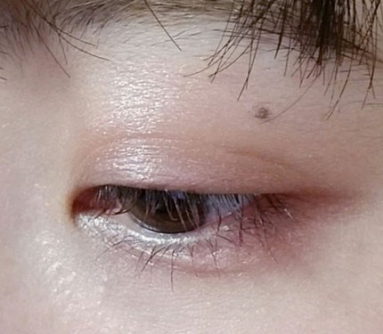 グローフリーダムパレットライジング/THREE/クリームハイライトを使ったクチコミ(2枚目)