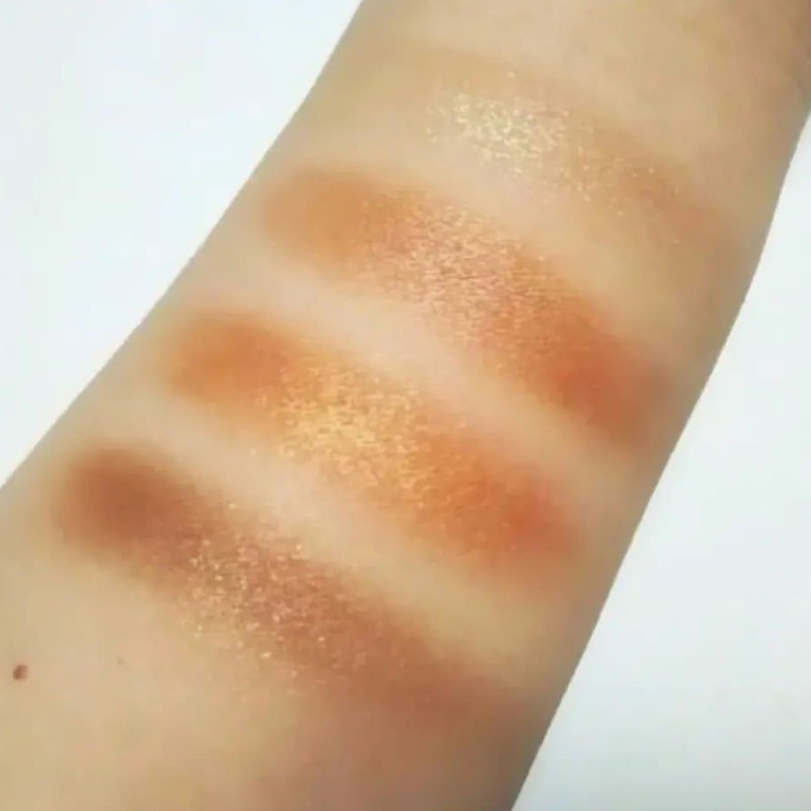 グリッターライナー(MFL リキッドアイシャドウ)/moitiful/グリッターを使ったクチコミ（3枚目）