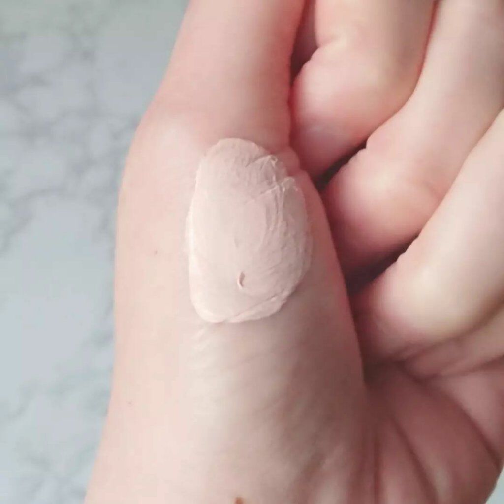 URANIA VEIL SKINMILK/URANIA/乳液を使ったクチコミ(5枚目)