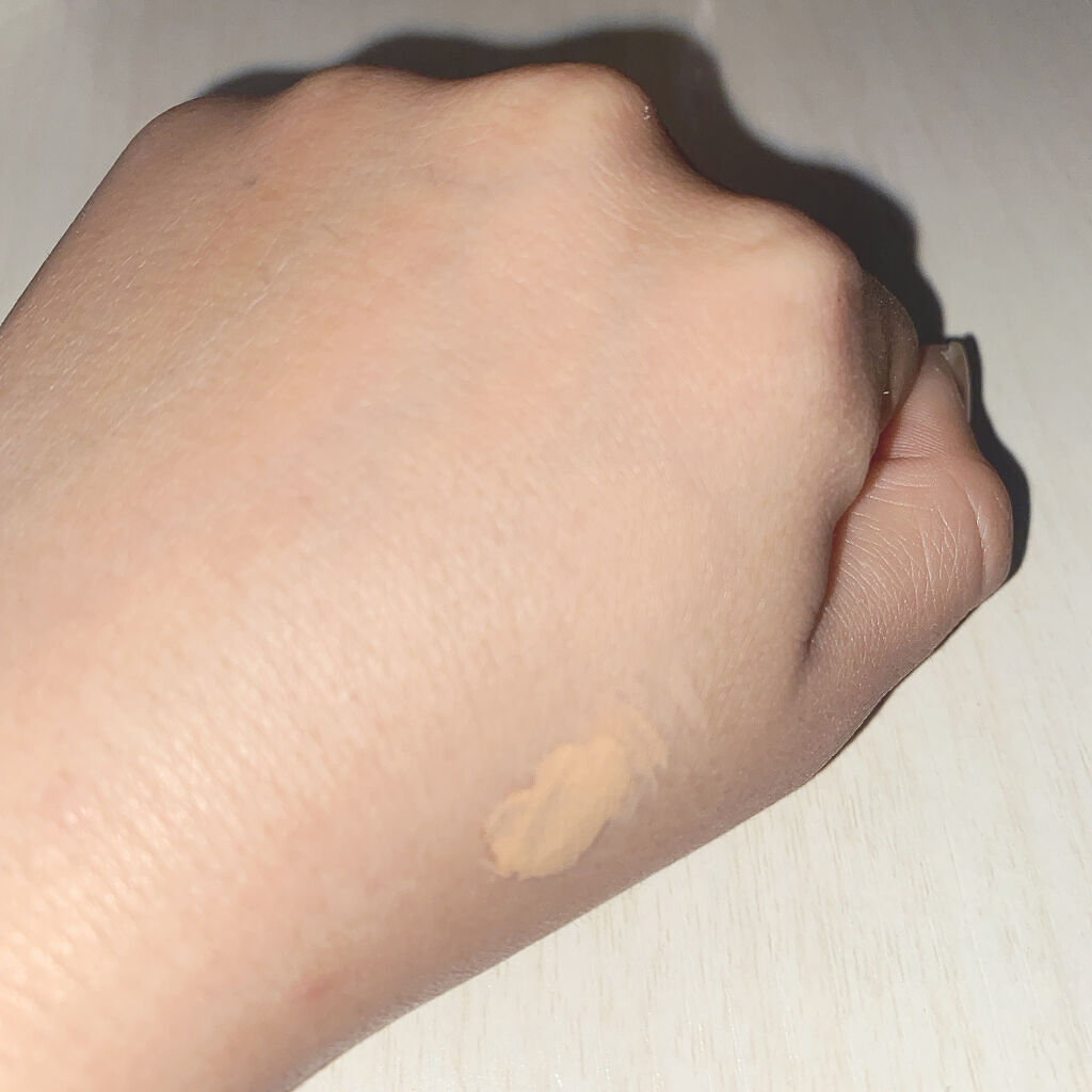 スタジオフィックス フルイッド SPF 15/M・A・C/リキッドファンデーションを使ったクチコミ（2枚目）