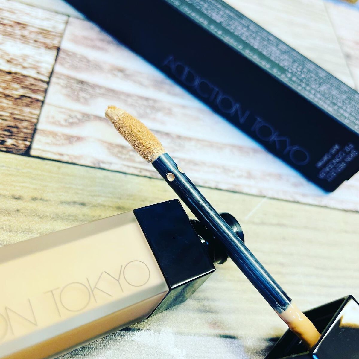 アディクション スキンリフレクト フィックス コンシーラー 005 Light-Med Beige/ADDICTION/リキッドコンシーラーを使ったクチコミ（2枚目）