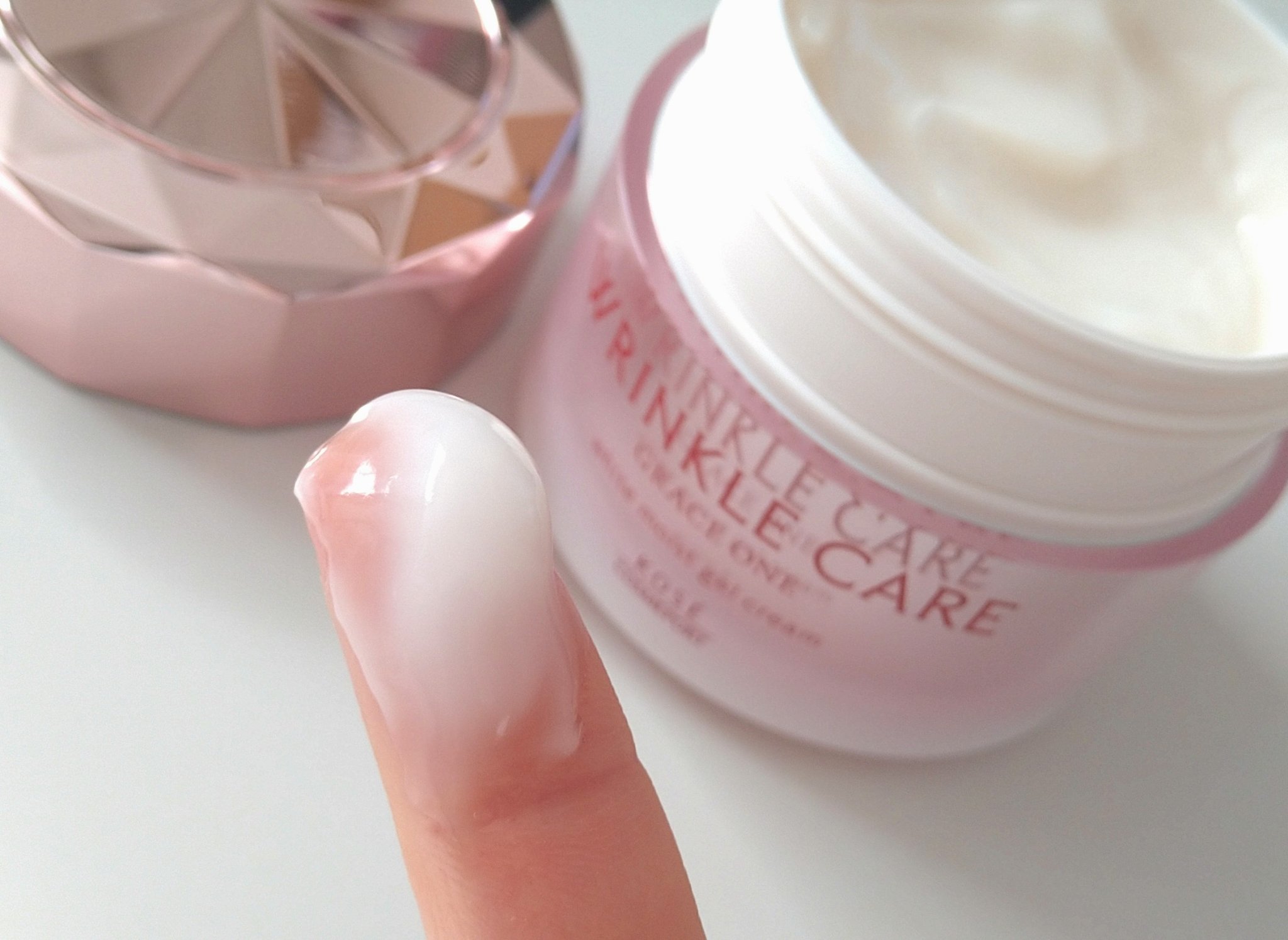 リンクルケア ホワイト モイストジェルクリーム/グレイスワン/オールインワン化粧品を使ったクチコミ（2枚目）