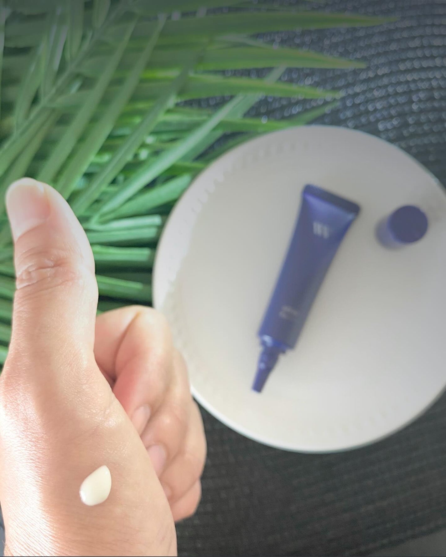 WHITE VEIL ブライトセラムUV/WHITE VEIL/日焼け止めローションを使ったクチコミ(2枚目)