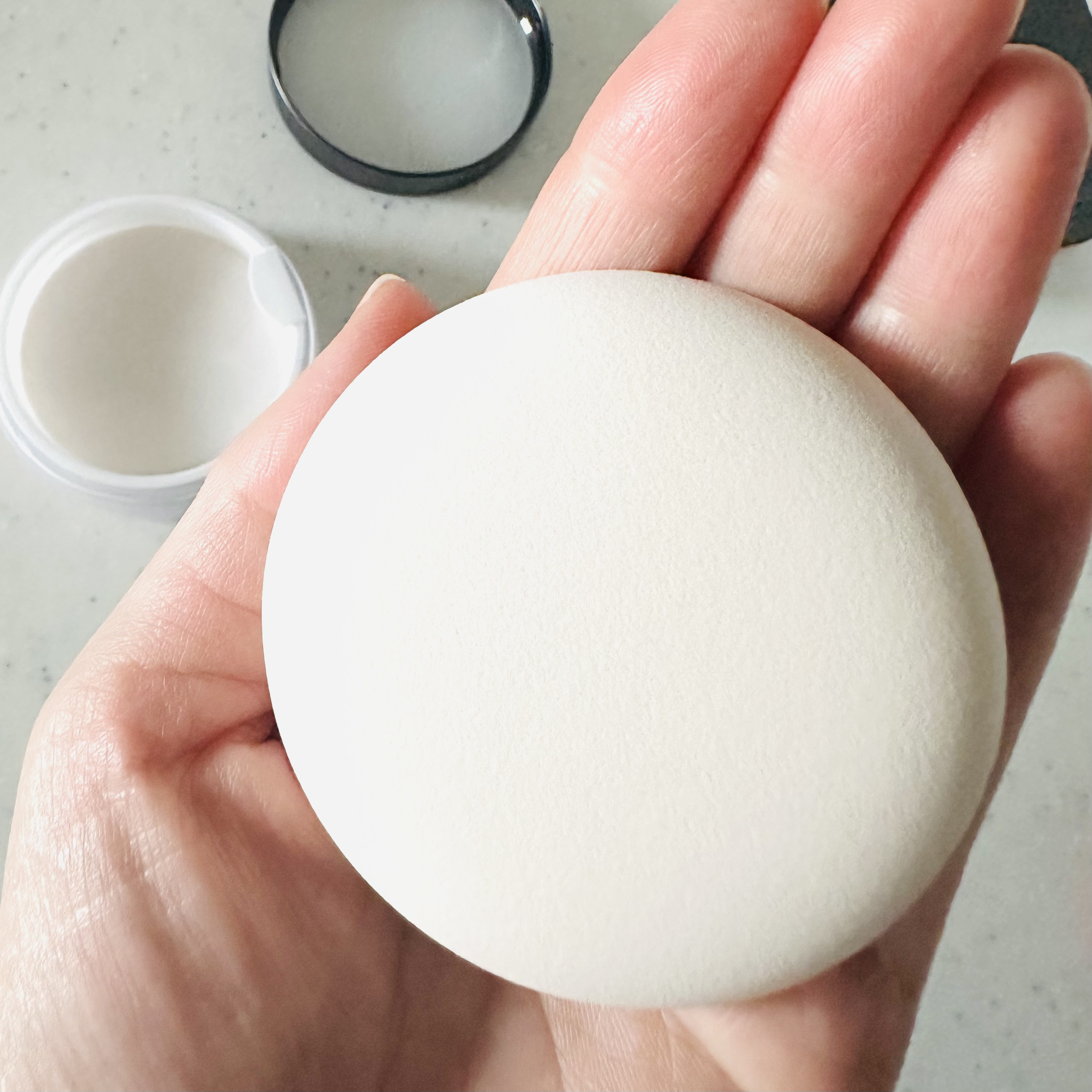 THREE アドバンスドエシリアルスムースオペレーター ルースパウダーのクチコミ「3個目突入しました〜🙌

THREE
アドバンスドエシリアルスムースオペレーター ルースパウダ.....」（3枚目）