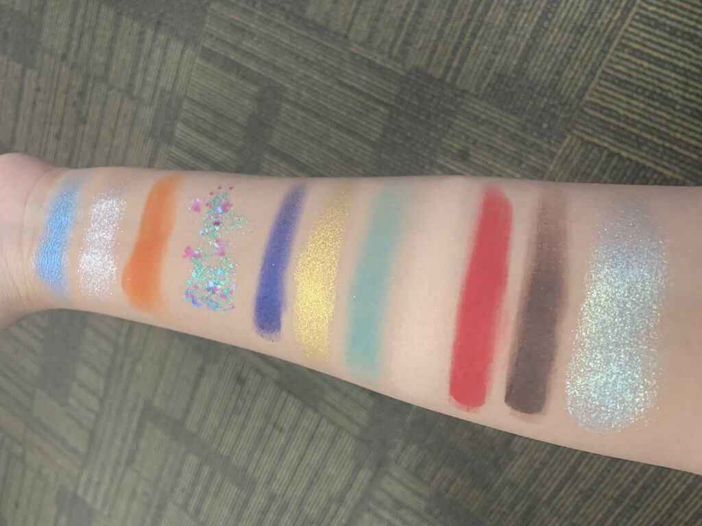 アリスドリームランドシリーズ 12色アイシャドウパレット（ZEESEA×大英博物館）/ZEESEA/アイシャドウパレットを使ったクチコミ（2枚目）