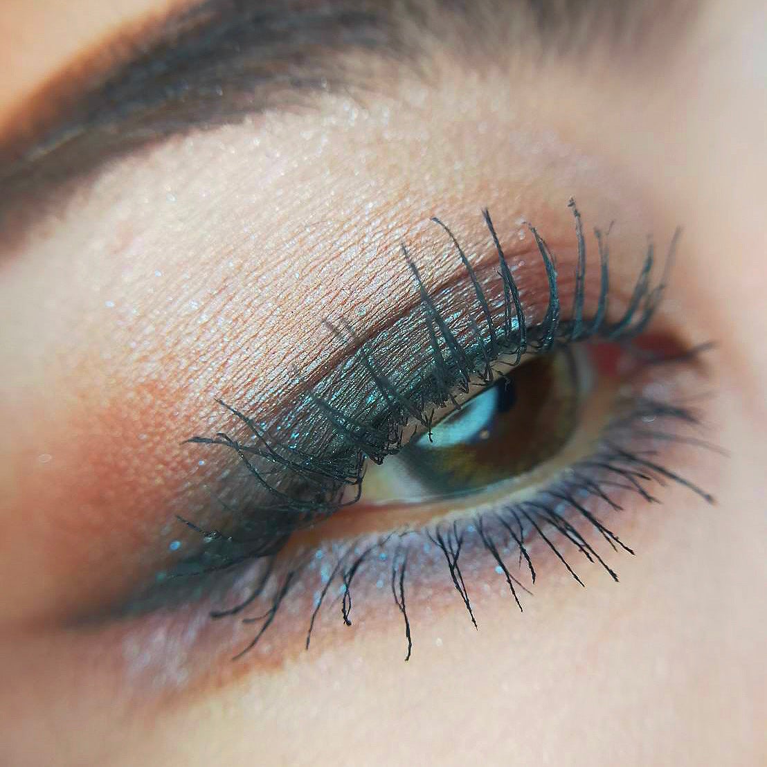 コネクト イン カラー アイシャドウ パレット × 6/M・A・C/アイシャドウパレットを使ったクチコミ(2枚目)