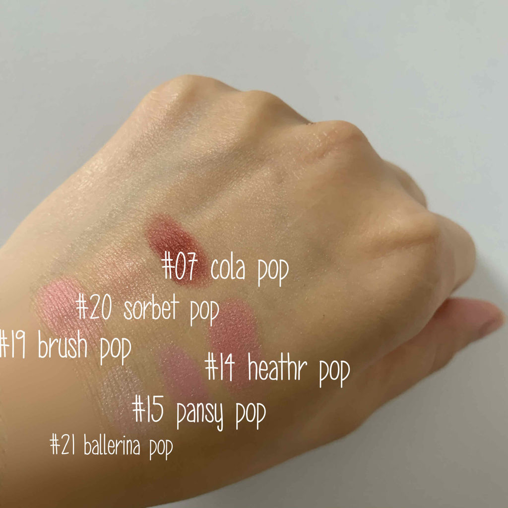 チーク ポップ ホリデイ コレクション/CLINIQUE/パウダーチークを使ったクチコミ（2枚目）