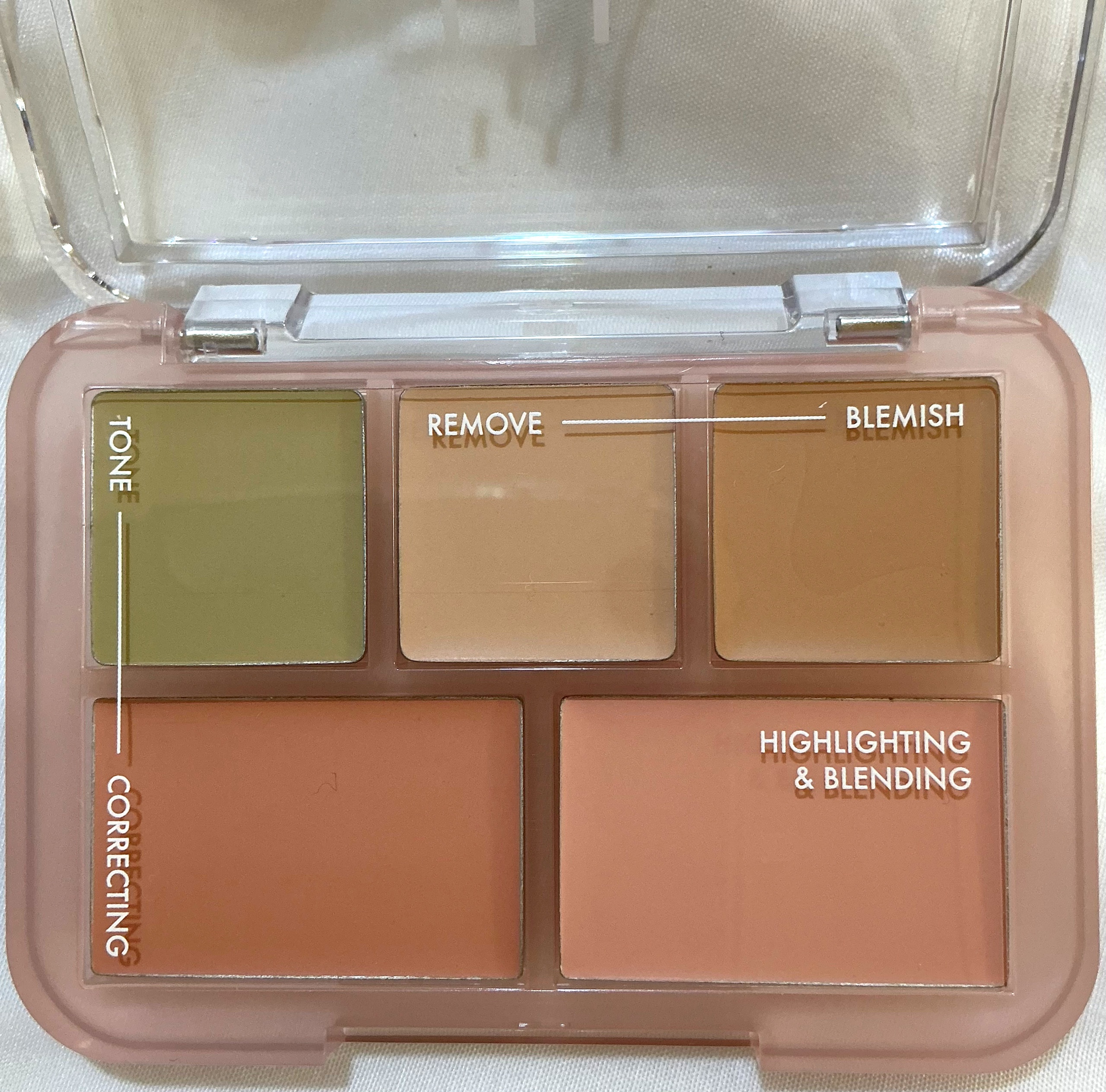 コンシールブレンダーパレット/LUNA/パレットコンシーラーを使ったクチコミ（2枚目）