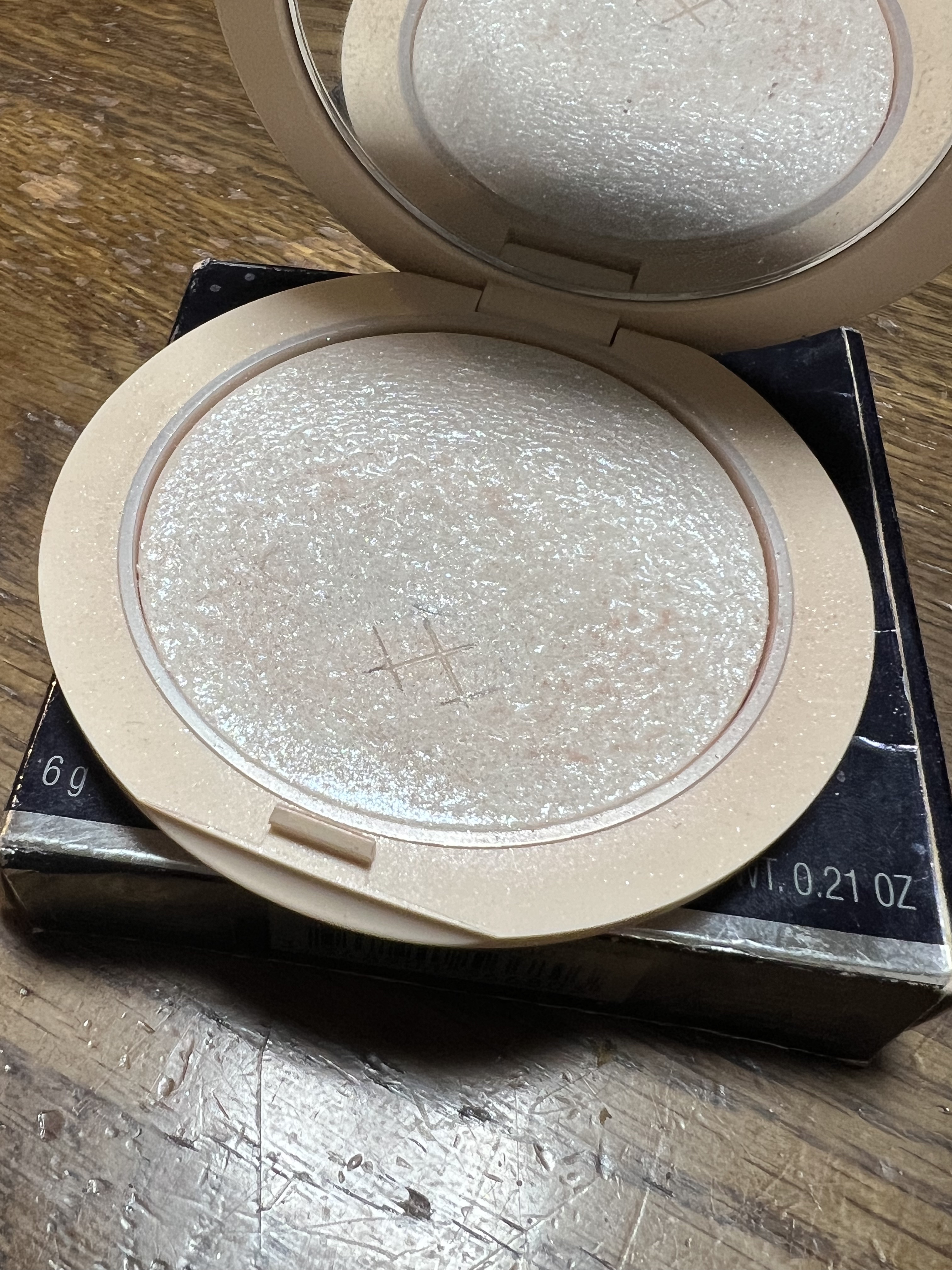 ディオールスキン フォーエヴァー クチュール ルミナイザー/Dior/プレストパウダーを使ったクチコミ（1枚目）