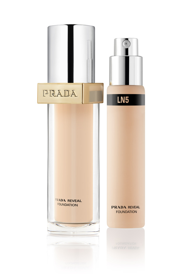 PRADA クッションファンデーション LC5 プラダ メッシュ クッション｜プラダ ビューティ公式オンライン