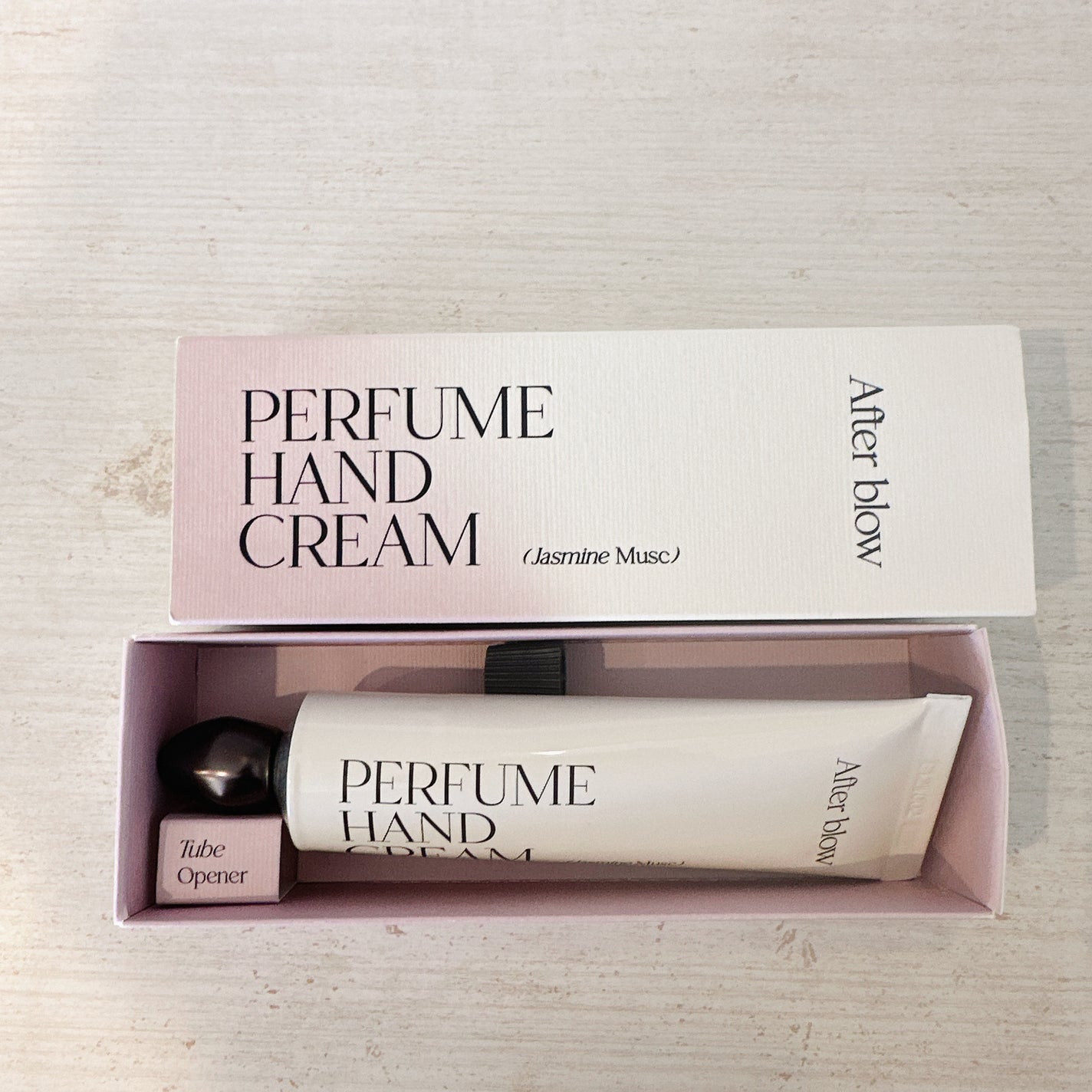 パフューム ハンドクリーム/After blow/ハンドクリームを使ったクチコミ(2枚目)