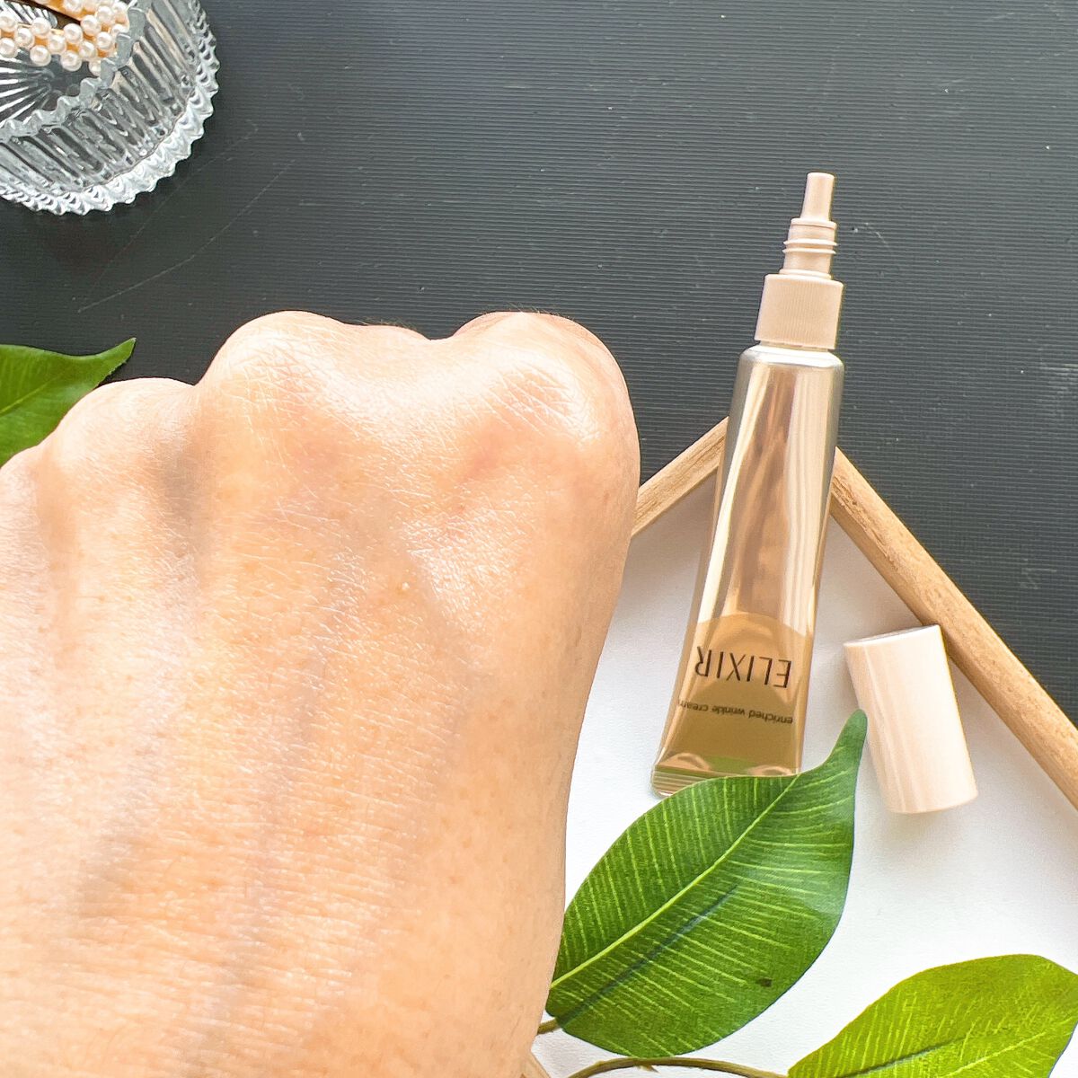 エリクシール シュペリエル エンリッチド リンクルクリーム/エリクシール/アイケア・アイクリームを使ったクチコミ(4枚目)