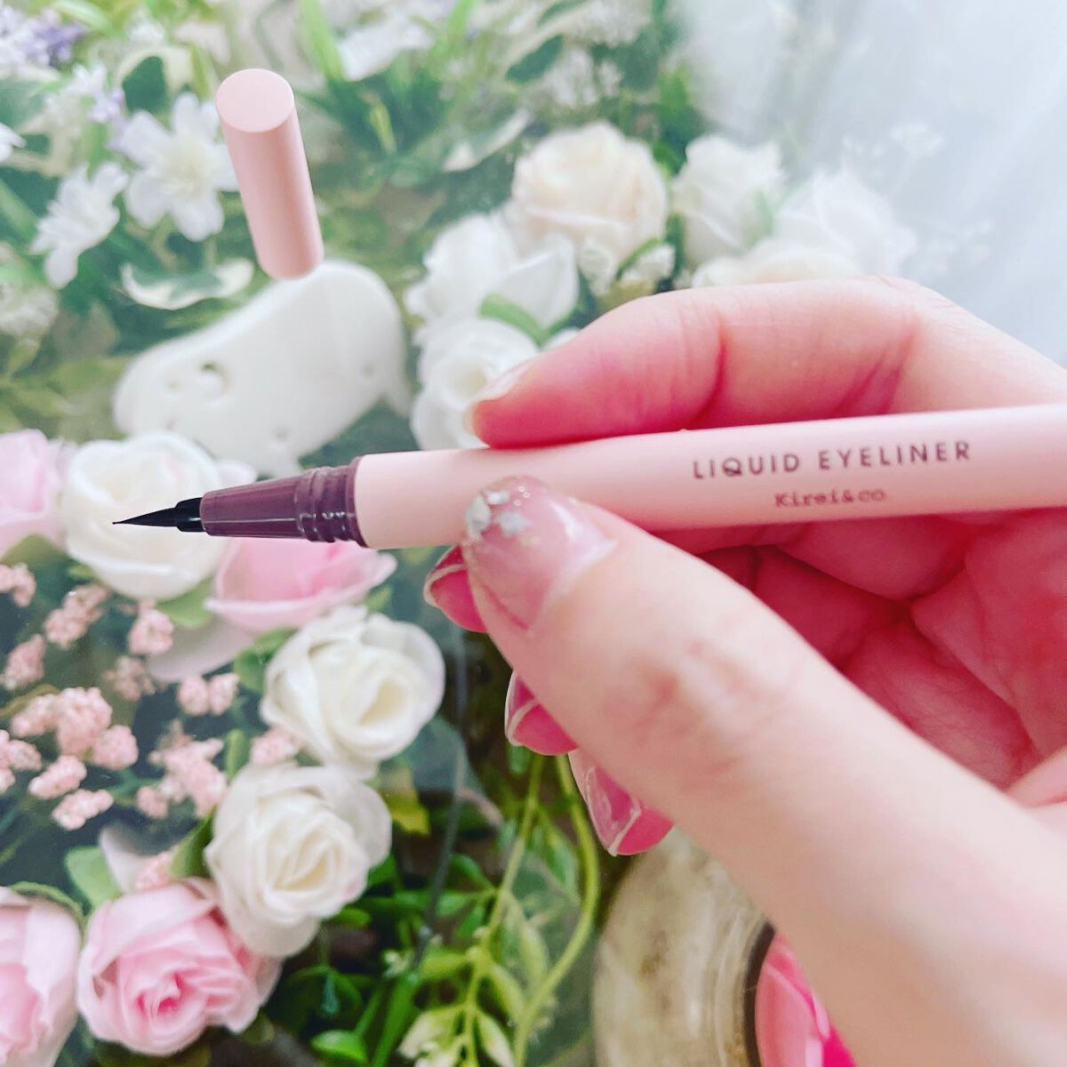 リキッドアイライナー 01ブラック/Kirei&co./リキッドアイライナーを使ったクチコミ（2枚目）
