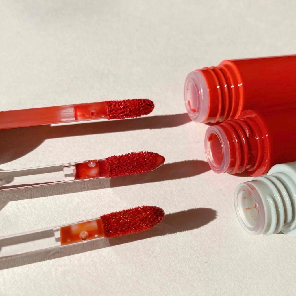 ジューシーラスティングティント/rom&nd/リップティントを使ったクチコミ(4枚目)