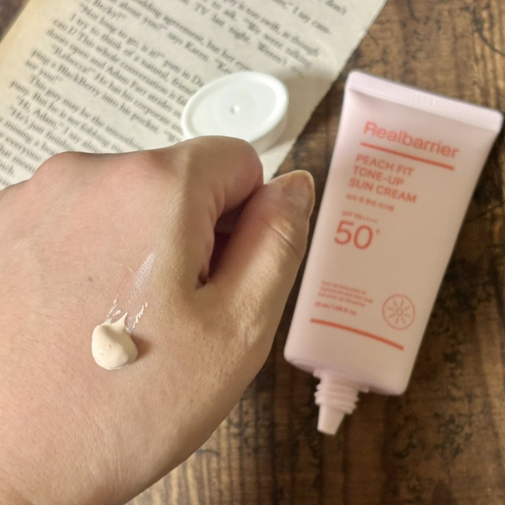ピーチフィットトーンアップ日焼け止め/Real Barrier/日焼け止めクリームを使ったクチコミ（2枚目）