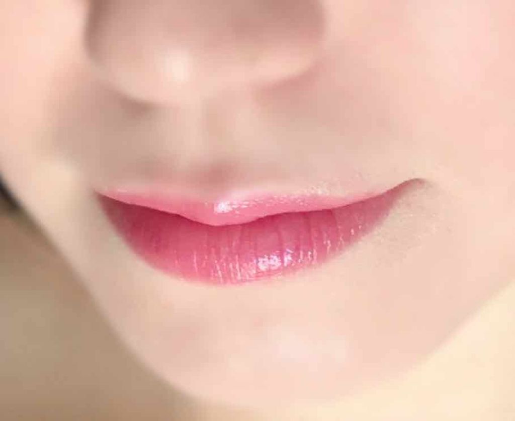 モイスチャー リッチ リップスティック(クリスマス限定)/SUQQU/口紅を使ったクチコミ(2枚目)