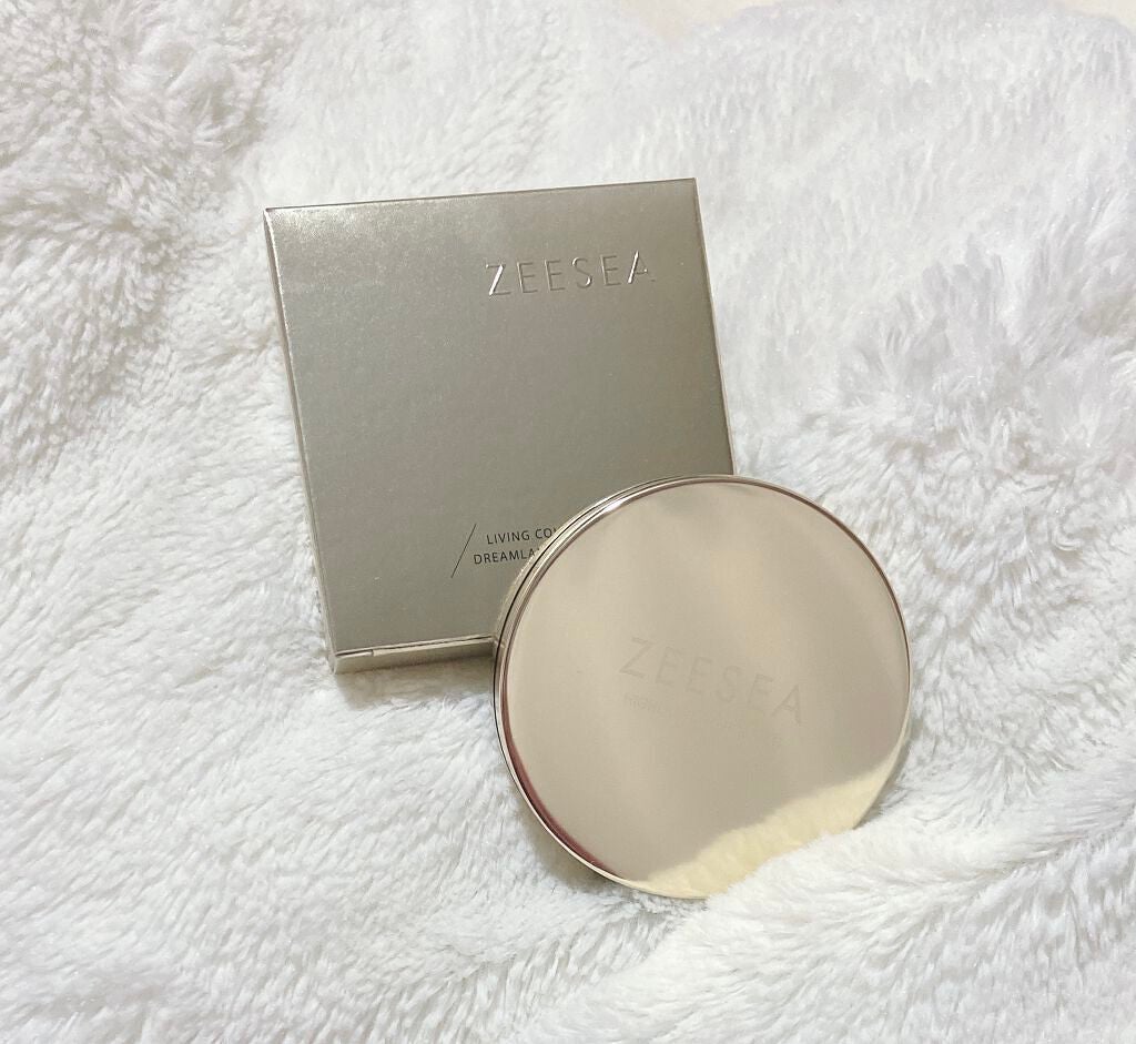 ZEESEA 顔がキラキラ オーロラ系ハイライト/ZEESEA/パウダーハイライトを使ったクチコミ(1枚目)