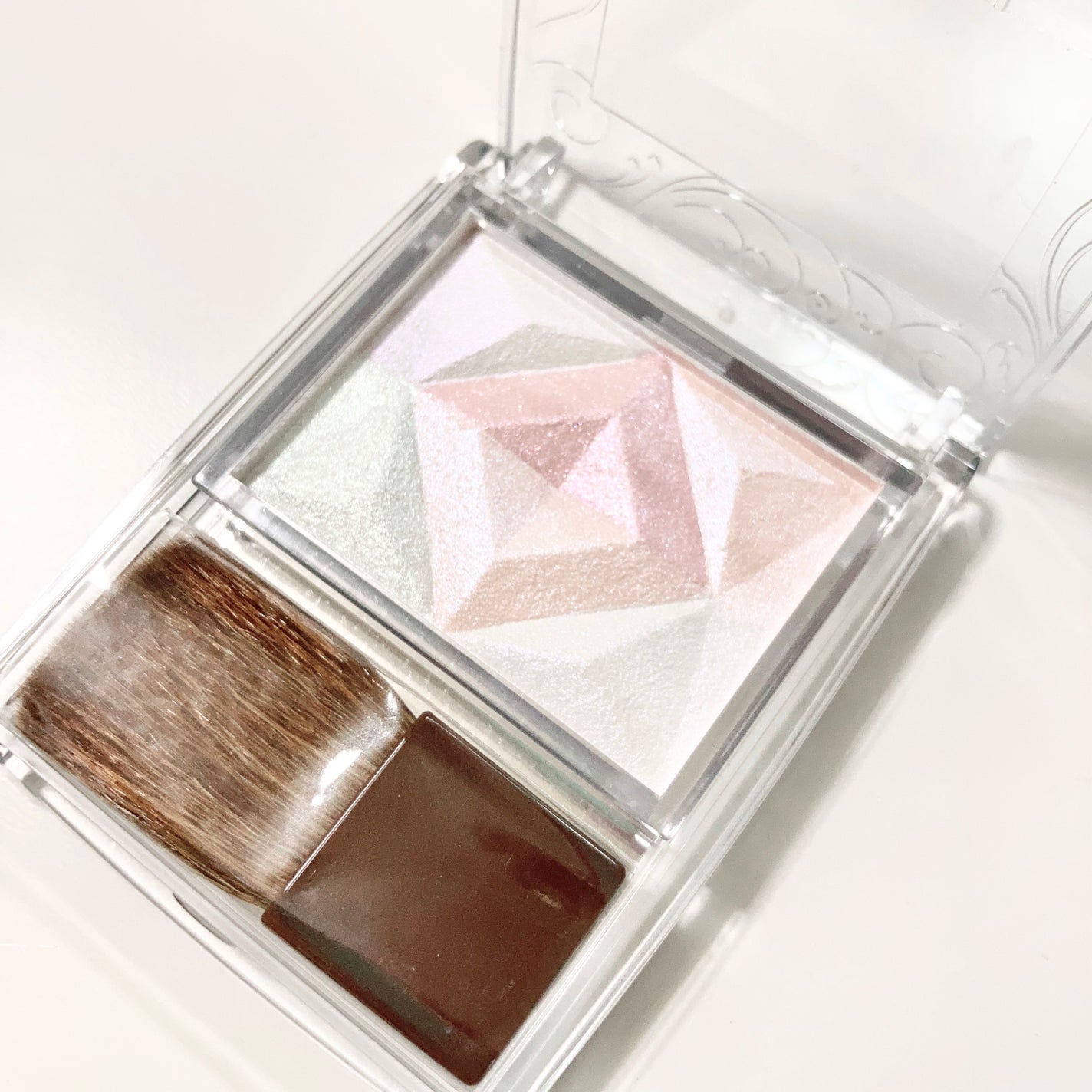 パールグロウハイライト/CEZANNE/ハイライト・シェーディングを使ったクチコミ(2枚目)