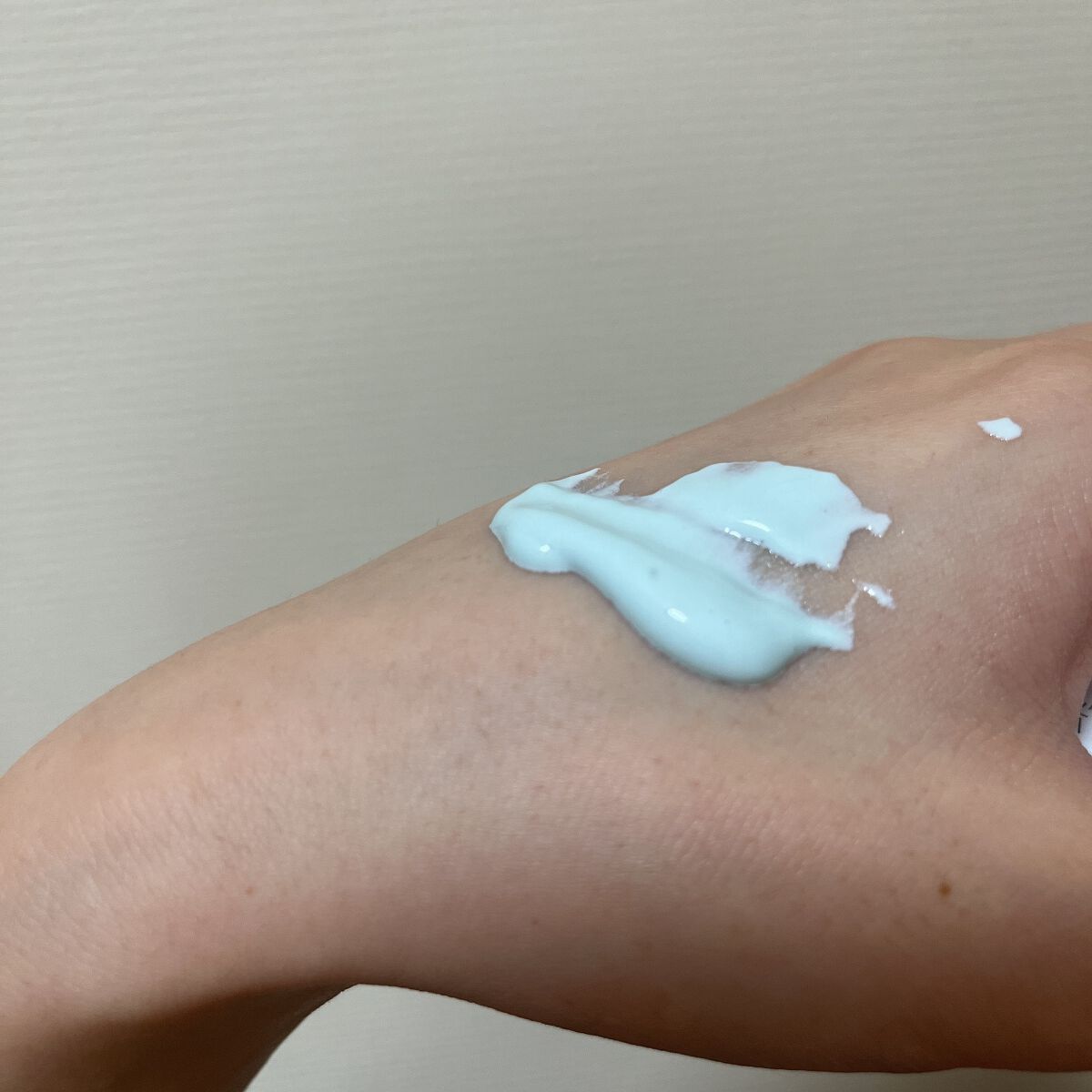 コパトーン シークレットチェンジUV ミスティグリーン/コパトーン/日焼け止めジェルを使ったクチコミ（3枚目）