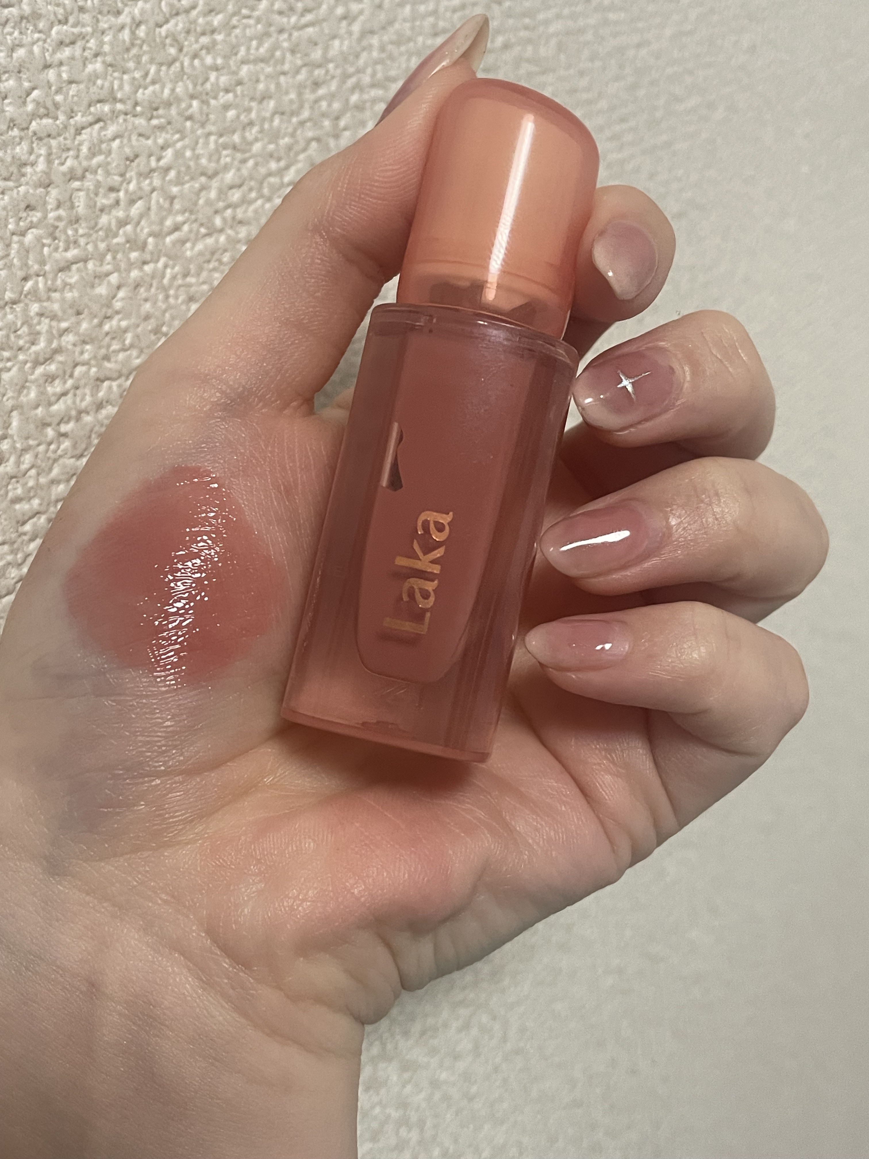 ジェリーイングヌードグロス/Laka/リップグロスを使ったクチコミ（2枚目）