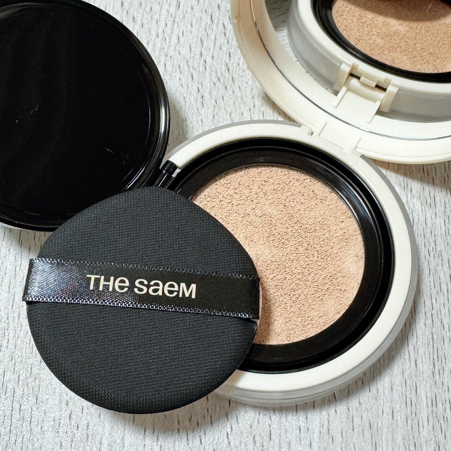 カバーパーフェクションコンシーラークッション/the SAEM/リキッドコンシーラーを使ったクチコミ（2枚目）