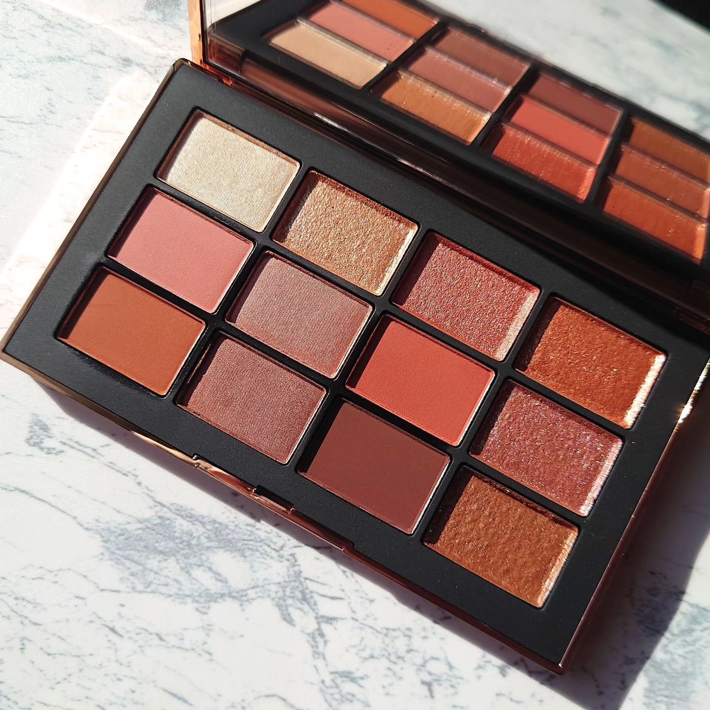 アフターグロー イリジスタブル アイシャドーパレット/NARS/アイシャドウパレットを使ったクチコミ（3枚目）