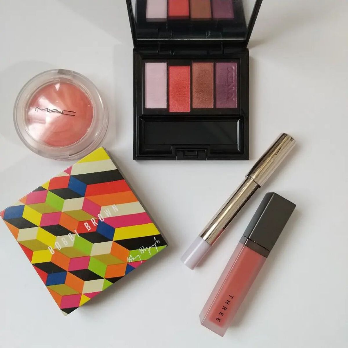 イルミネイティング アイペンシル/LUNASOL/スティックアイシャドウを使ったクチコミ（1枚目）