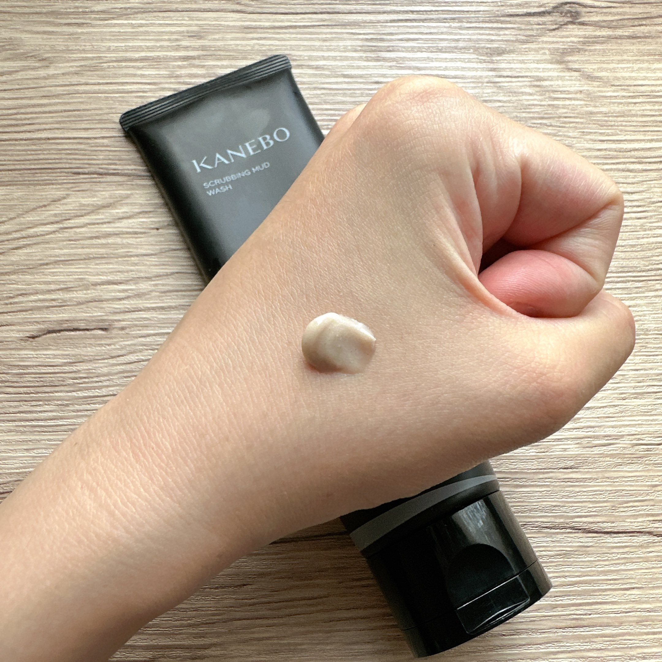 スクラビング　マッド　ウォッシュ/KANEBO/洗顔フォームを使ったクチコミ（3枚目）