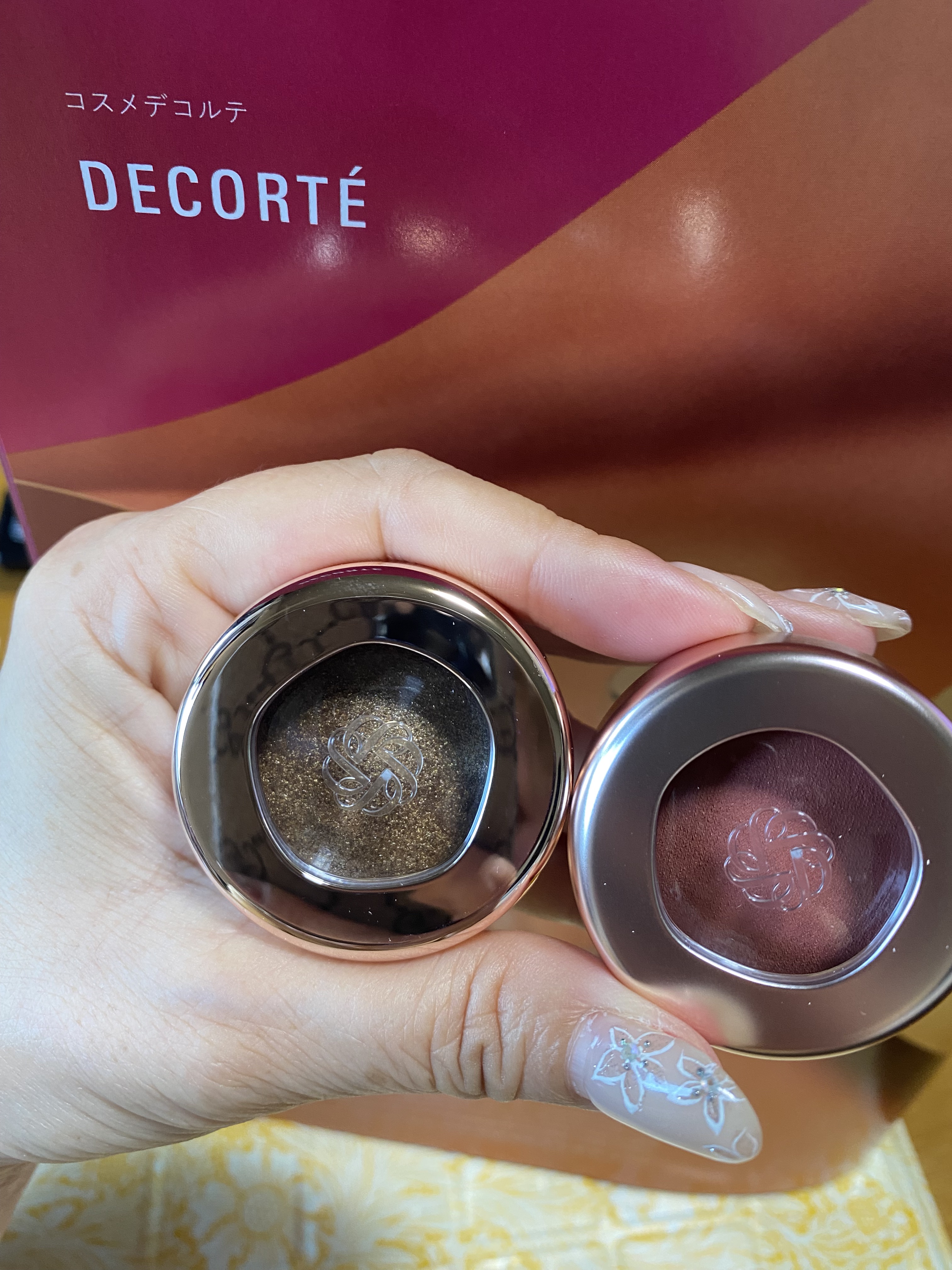 アイグロウジェム スキンシャドウ 08G moon ginger/DECORTÉ/ジェル・クリームアイシャドウを使ったクチコミ（1枚目）