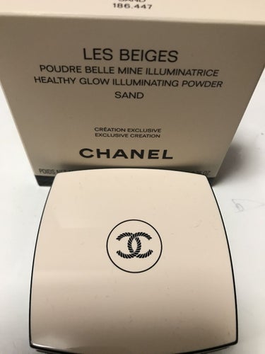 CHANEL レ ベージュ プードゥル ベル ミン イルミナトゥリスのクチコミ「こっちも限定だと思って買った😁
CHANELの レ ベージュ プードゥル ベル ミン　イルミナ.....」（2枚目）