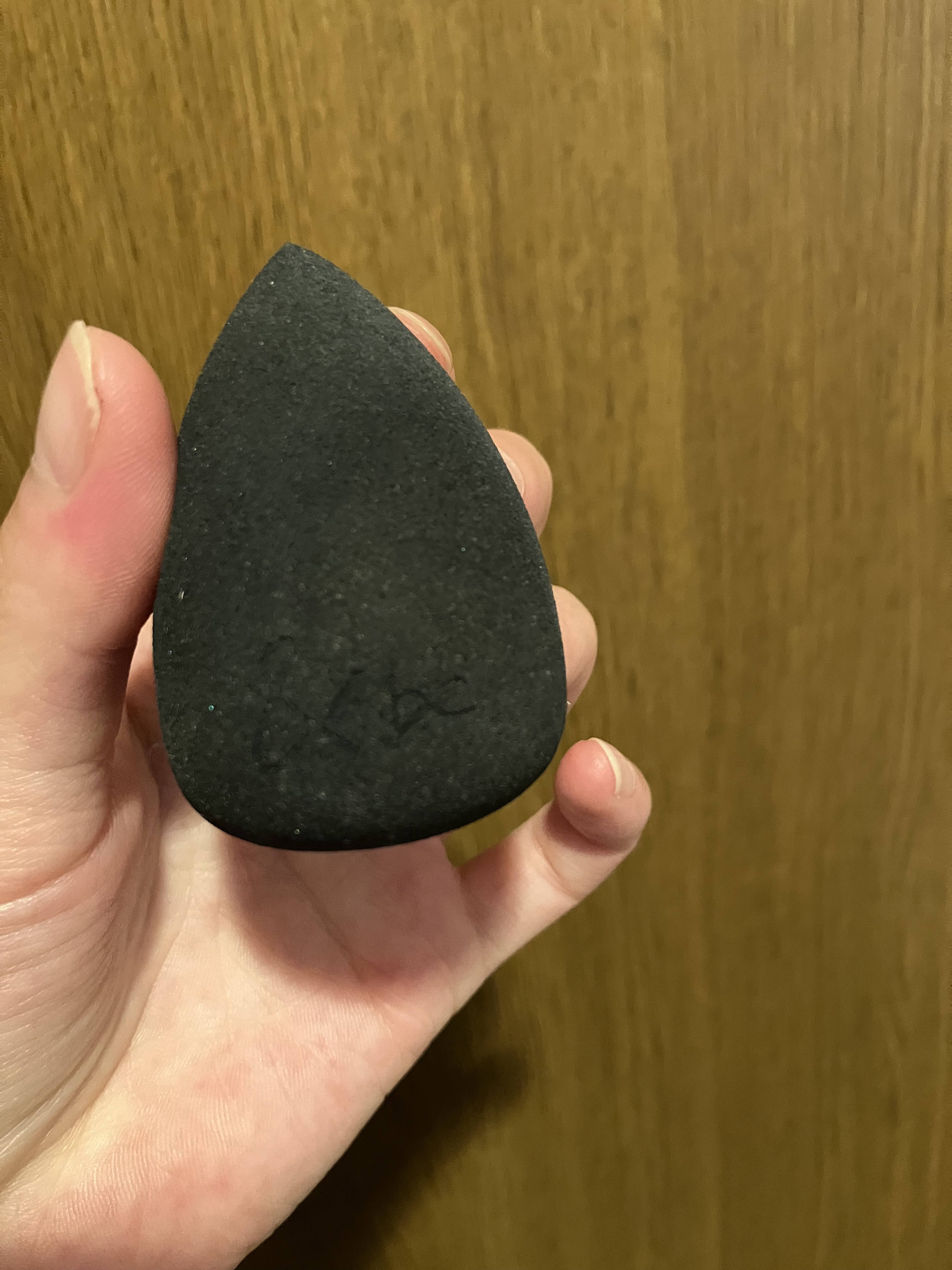 &be ブラックスポンジ/＆be/パフ・スポンジを使ったクチコミ（1枚目）