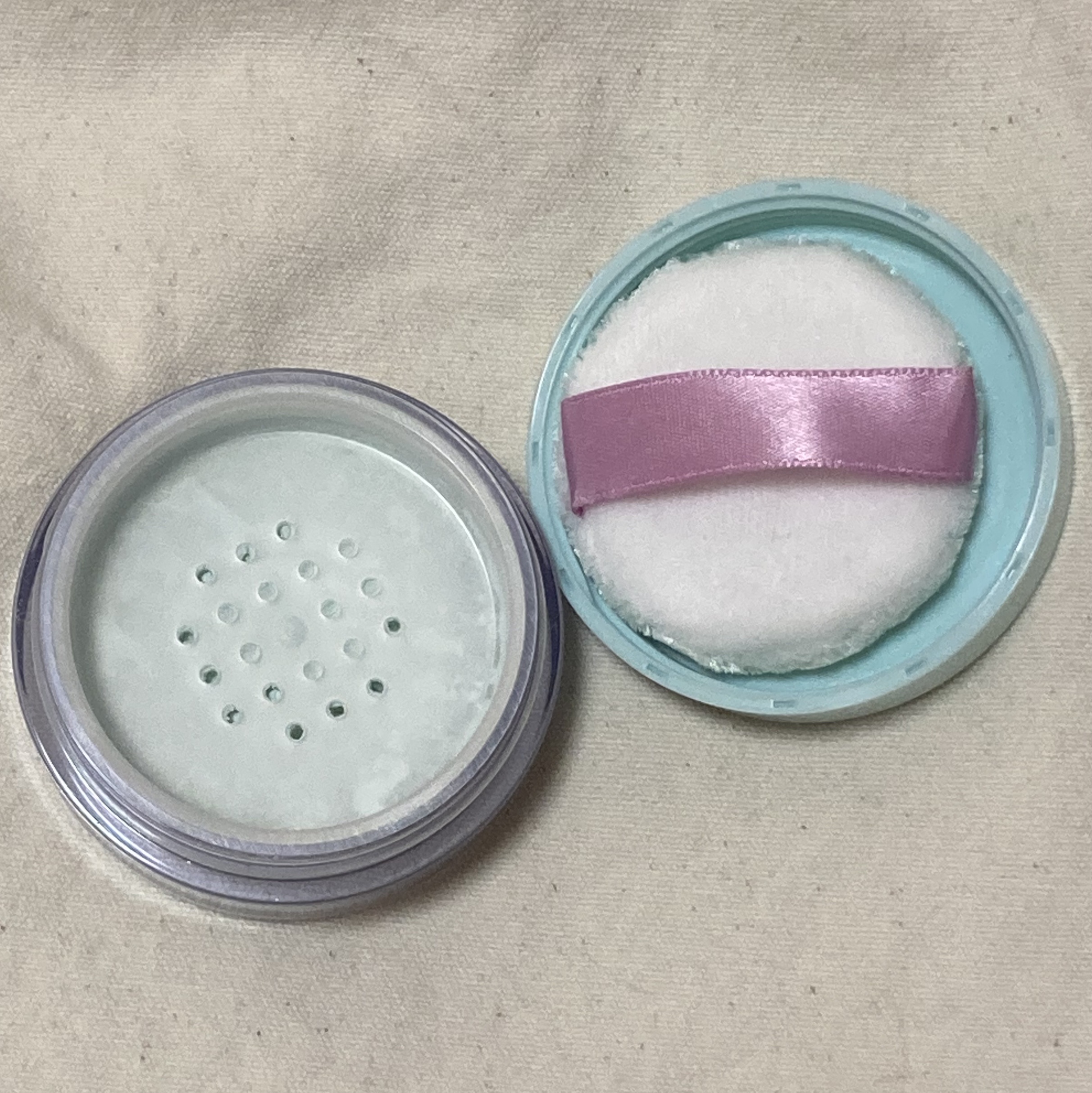 ブライトピュアルースパウダー/CandyDoll/ルースパウダーを使ったクチコミ（3枚目）