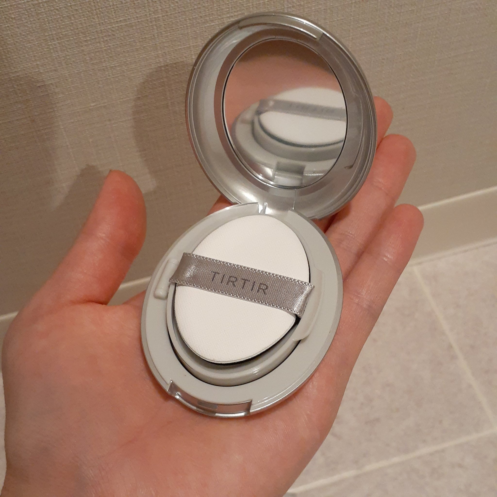 マスクフィットオーラクッション 21N アイボリー(IVORY)(ミニ)/TIRTIR(ティルティル)/クッションファンデーションを使ったクチコミ（3枚目）