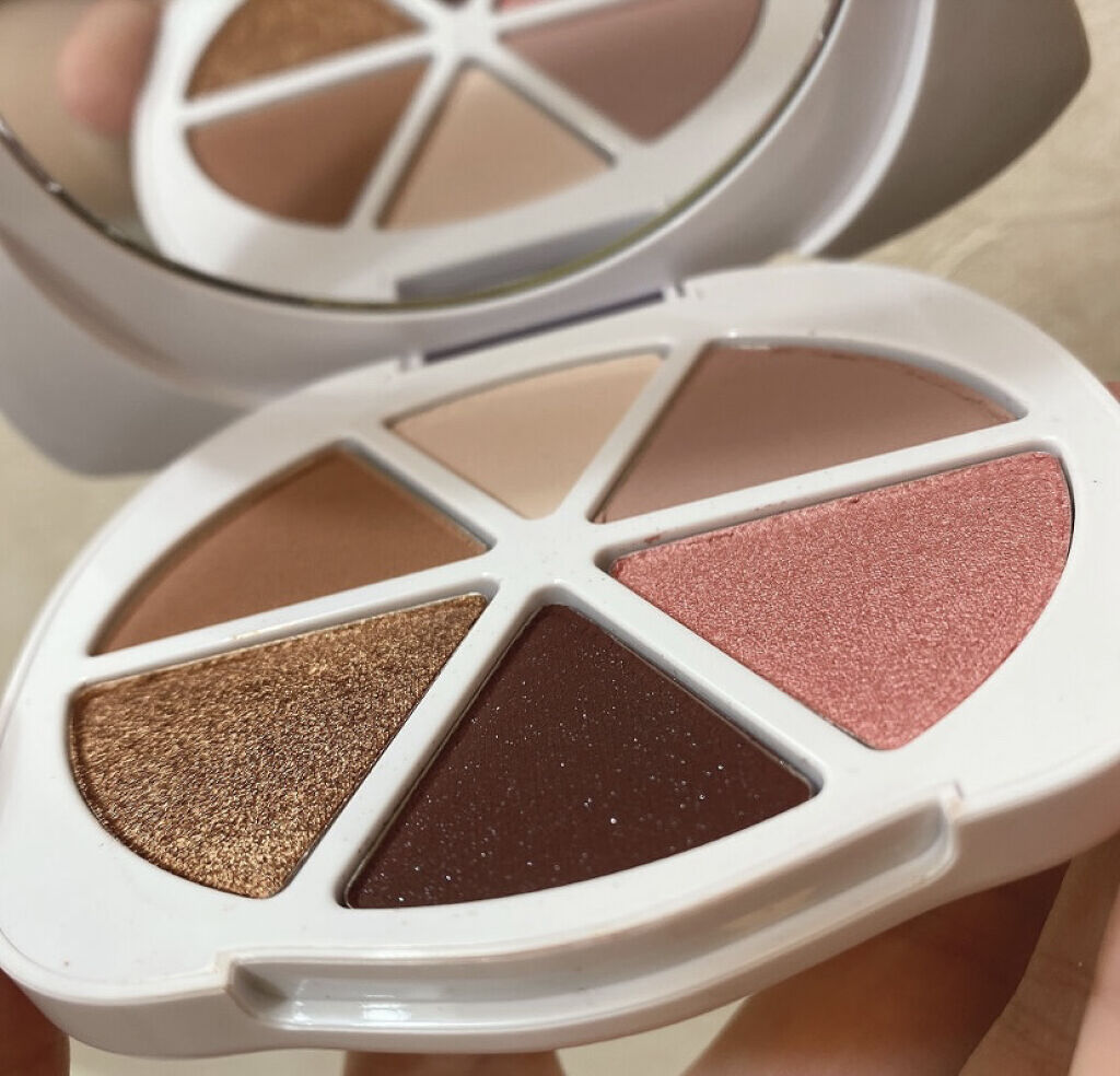 Too Faced クローバー プリティ パピー ミニ アイシャドウ パレット のクチコミ「Too Facedさまの
クローバー プリティ パピー 
ミニ アイシャドウ パレット ですっ.....」（3枚目）