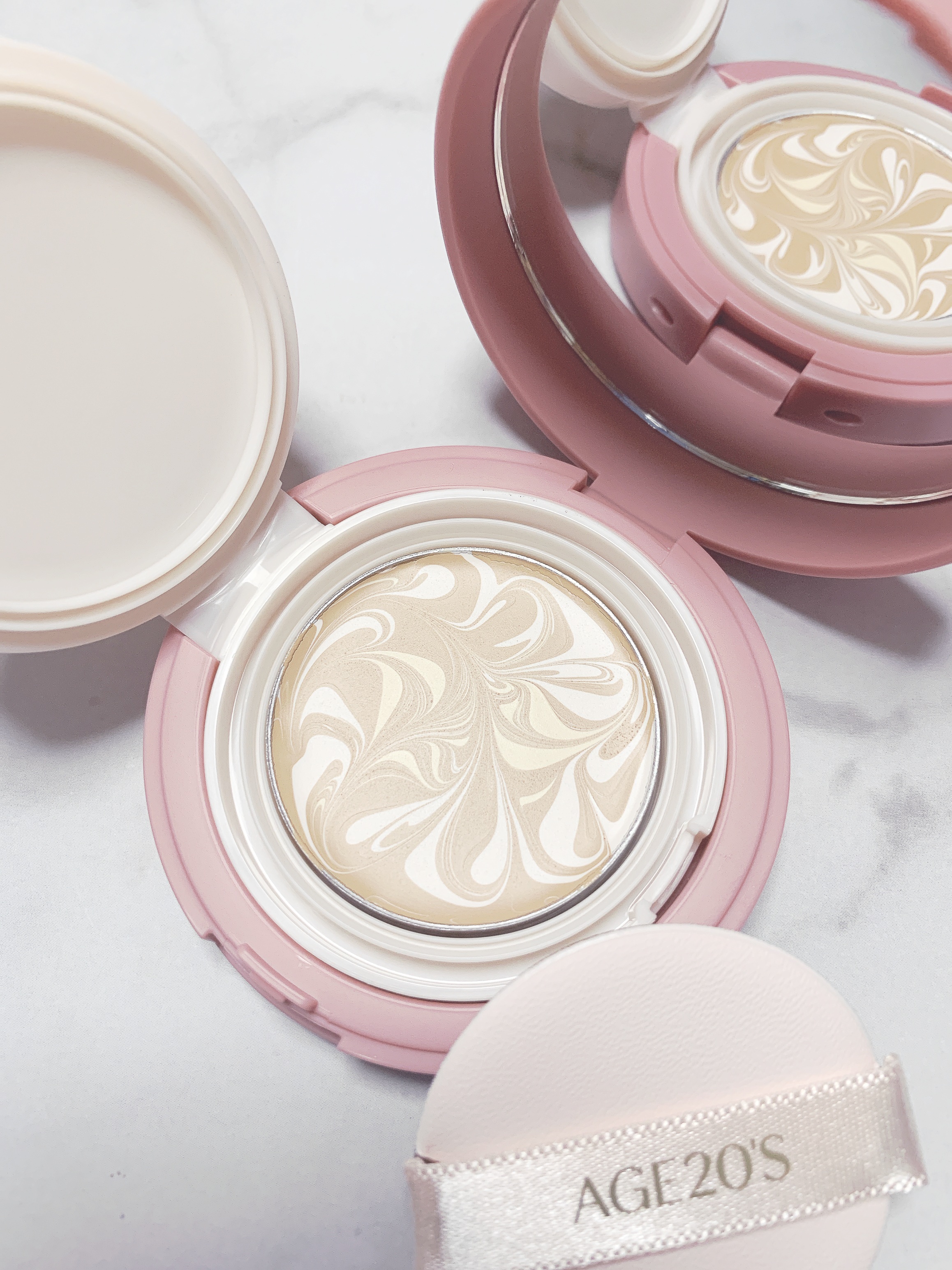 ヴェールヌーディ エッセンスパクトグロウ/AGE20’s/クリーム・エマルジョンファンデーションを使ったクチコミ（2枚目）