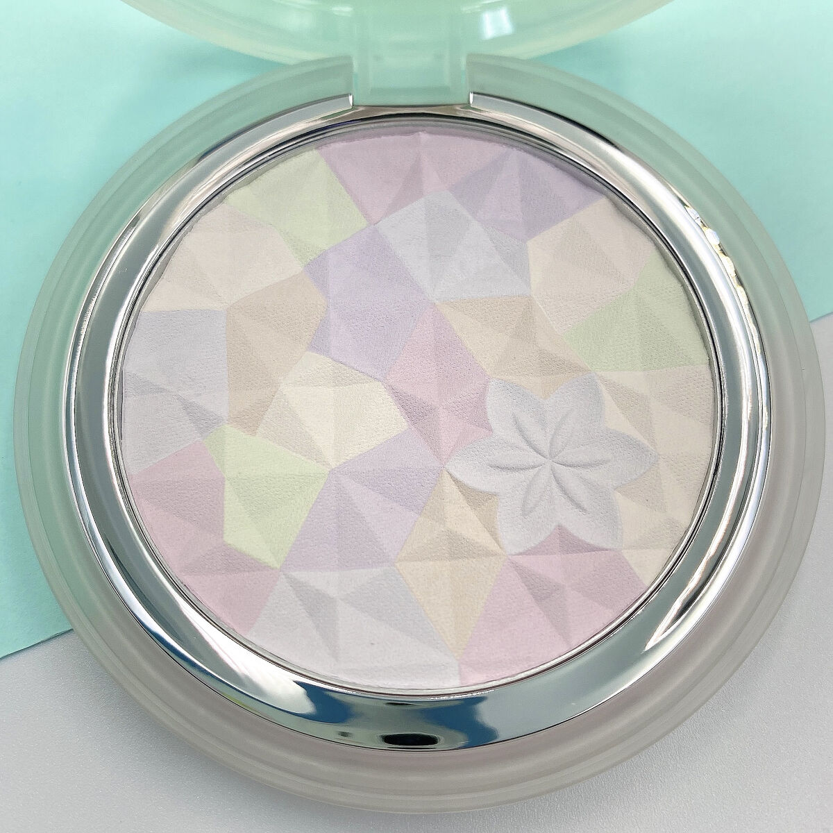 ＡＱ　オーラ リフレクター/DECORTÉ/プレストパウダーを使ったクチコミ（3枚目）