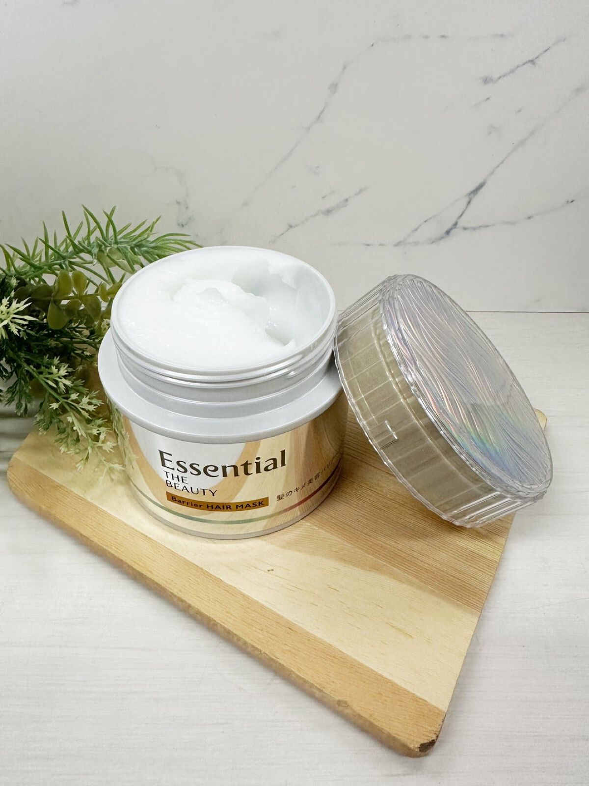 Essential THE BEAUTY 髪のキメ美容バリアヘアマスク/エッセンシャル/ヘアマスク・ヘアパックを使ったクチコミ（2枚目）