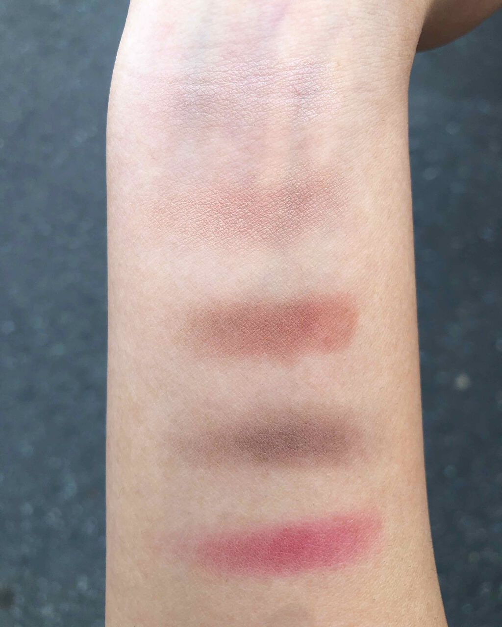 リボンクチュール アイズ/JILL STUART/アイシャドウパレットを使ったクチコミ（2枚目）