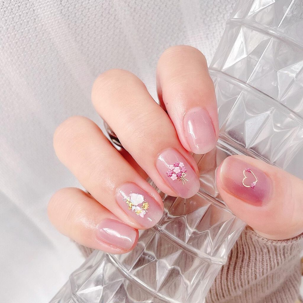 #auオフィスネイル,#セルフネイル,#ロカリネイル,#シンプルネイル,#おしゃれネイル,#ジェルネイル,#セルフジェルネイル,#オフィスネイル,#押し花ネイル,#ピンクネイル,#春ネイル,#お仕事ネイル,#仕事ネイル,#モテネイルのネイルデザイン