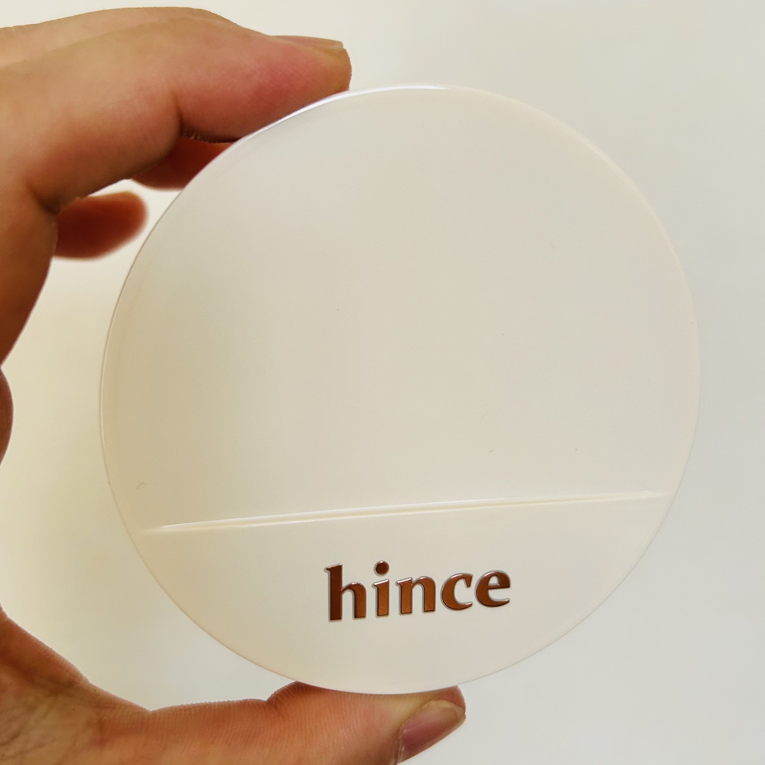 セカンドスキングロウクッション 17 ポーセリン/hince/クッションファンデーションを使ったクチコミ（1枚目）