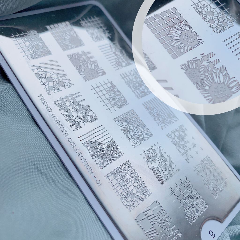 カラフルネイルズ/キャンメイク/マニキュアを使ったクチコミ(4枚目)