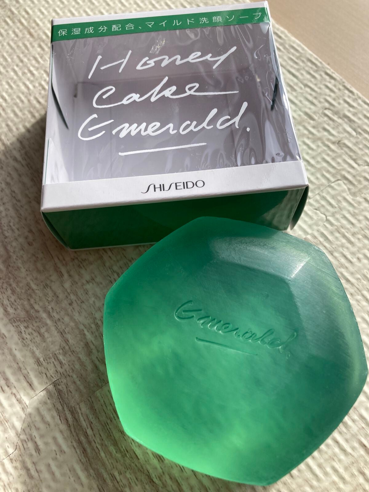 ホネケーキ(エメラルド)NA/SHISEIDO/洗顔石鹸を使ったクチコミ(3枚目)