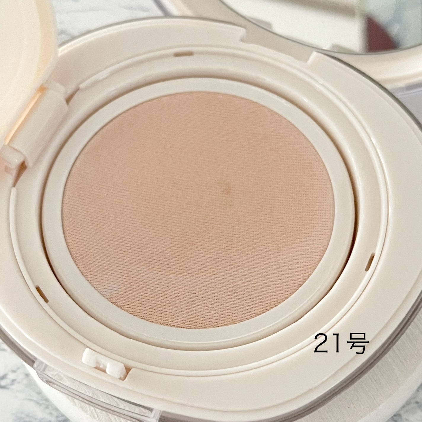 ブリージンググロークッション/Healus/クッションファンデーションを使ったクチコミ(4枚目)