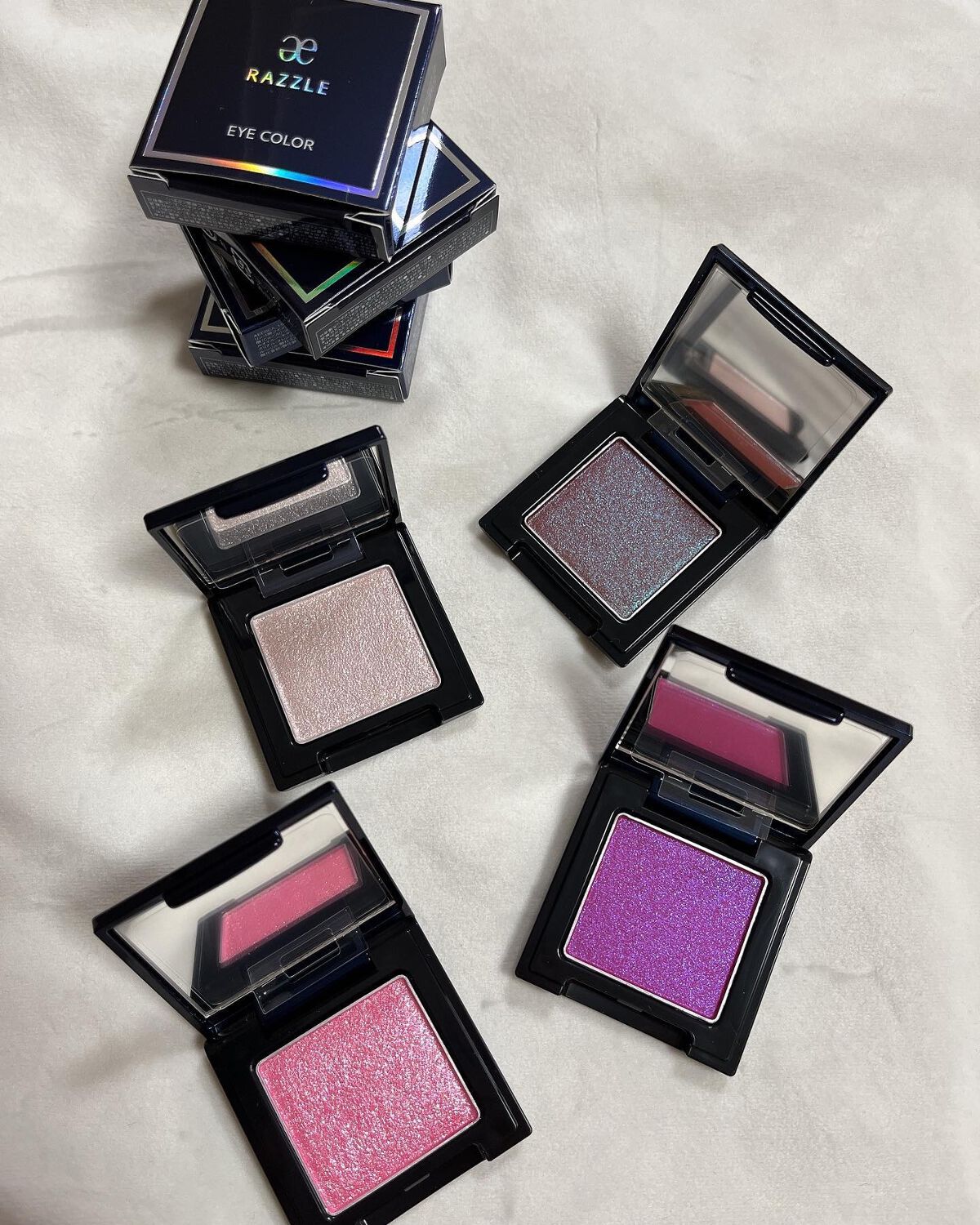 ラズル アイカラー/エレガンス ラズル /単色アイシャドウを使ったクチコミ(1枚目)