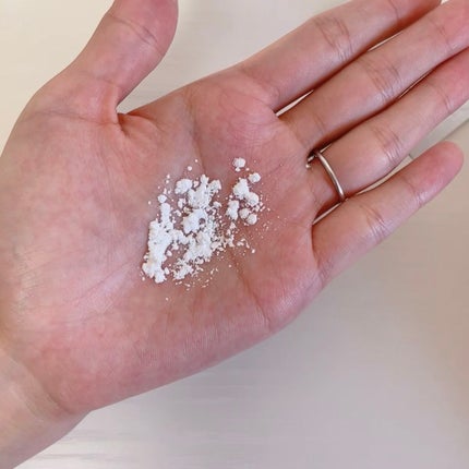 薬用さらさらデオドラントパウダー/デオナチュレ/デオドラント・制汗剤を使ったクチコミ(2枚目)