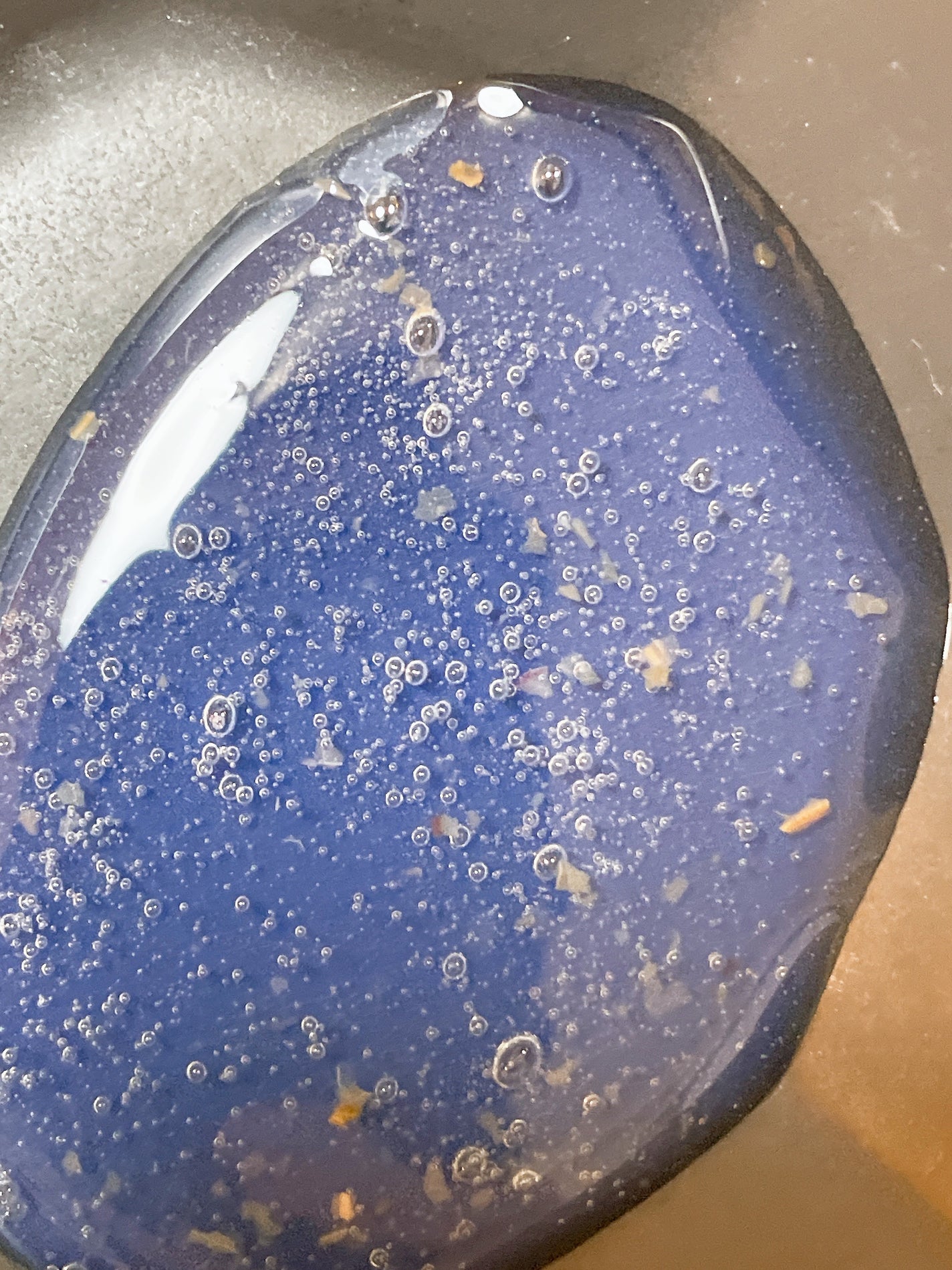 パフュームボディソープ リリィムスクホワイトティー/TEABLESS/ボディソープを使ったクチコミ(2枚目)