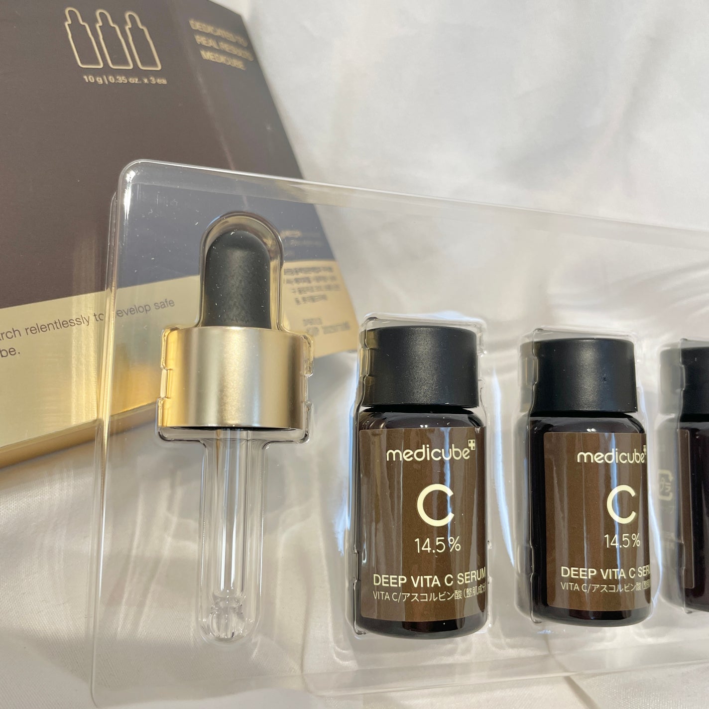 ディープビタCアンプル/MEDICUBE/美容液を使ったクチコミ(2枚目)