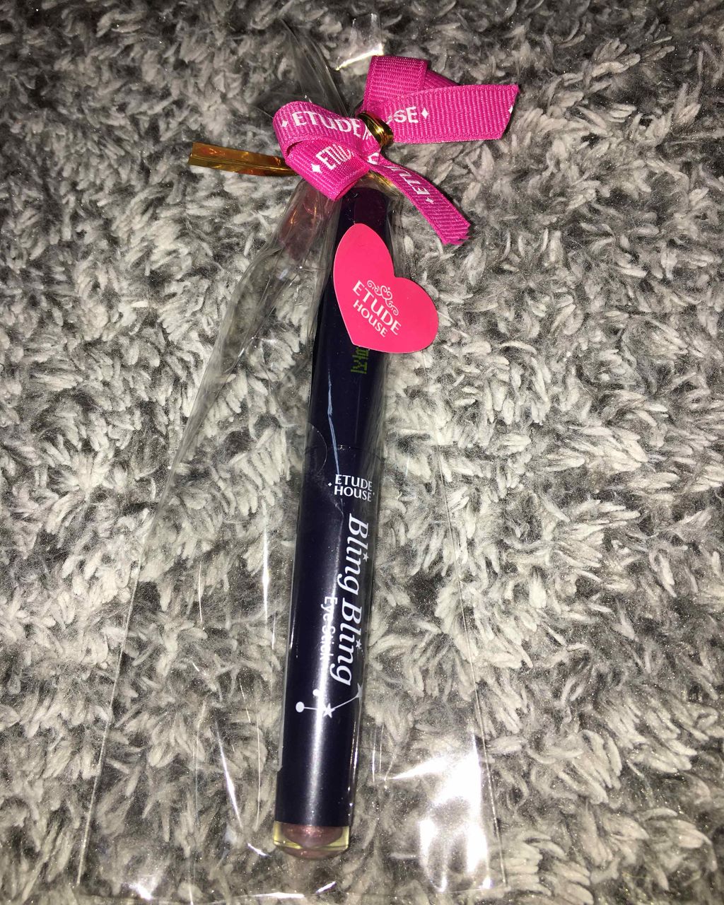 キラキラ アイシャドウ/ETUDE/スティックアイシャドウを使ったクチコミ（1枚目）